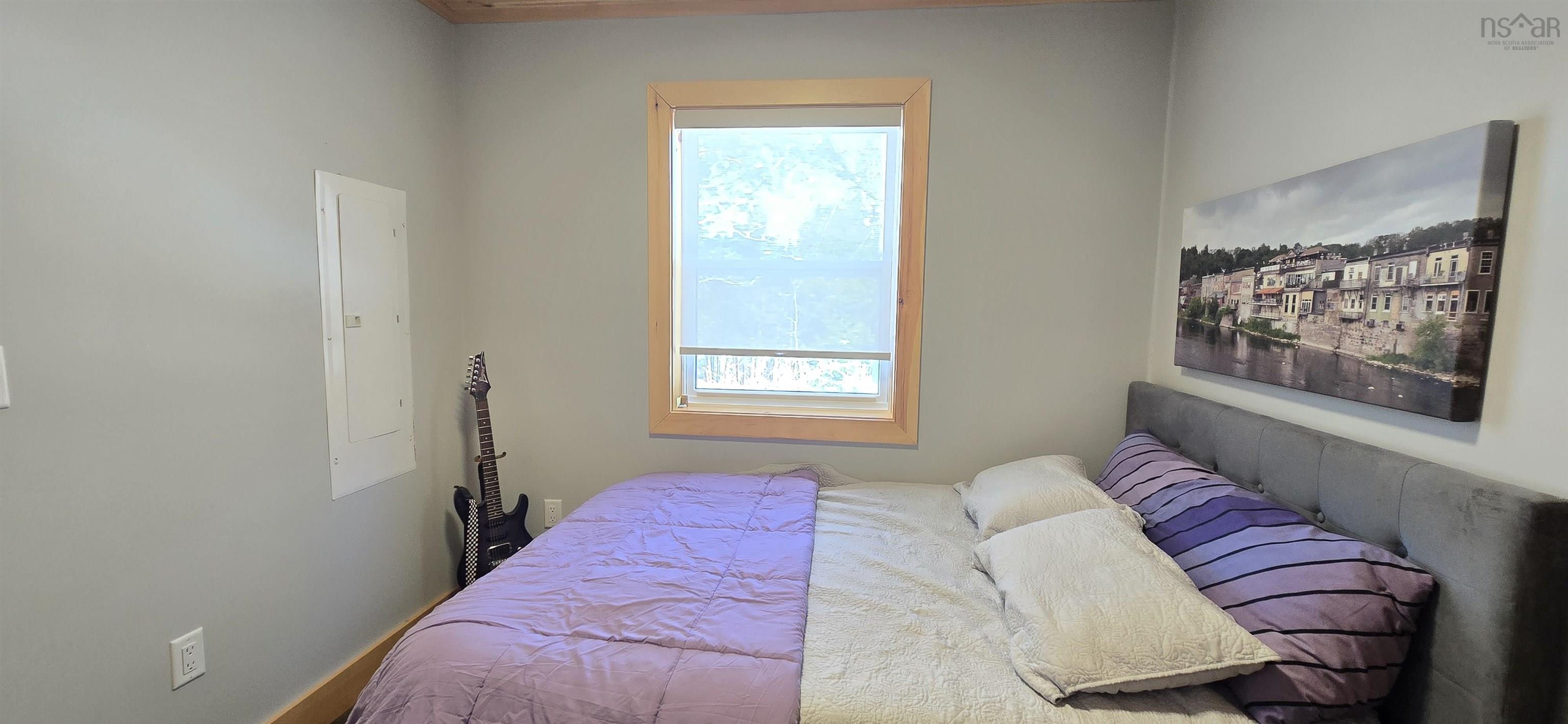 $344,900.00: 12 86 Sparrow Lane, Vaughan