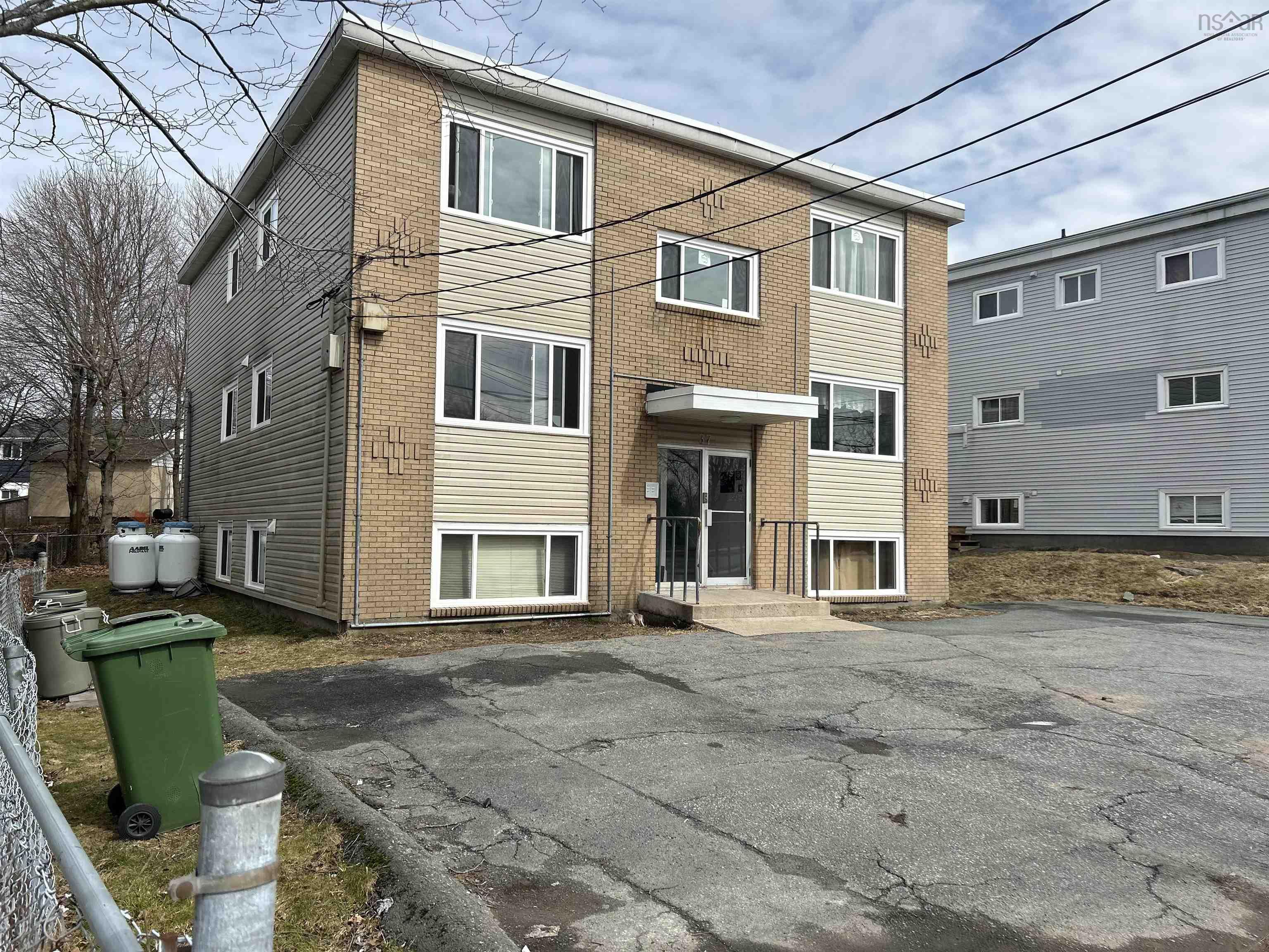 37 Gaston Road, Dartmouth, NS (MLS 202521523)