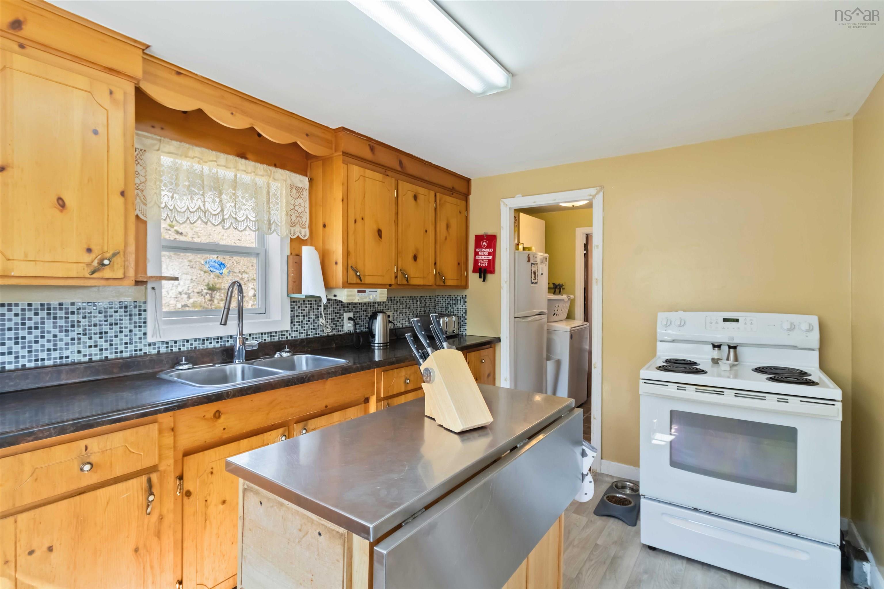 $419,900.00: 6847 St Margarets Bay Road, Head Of St. Margarets Bay