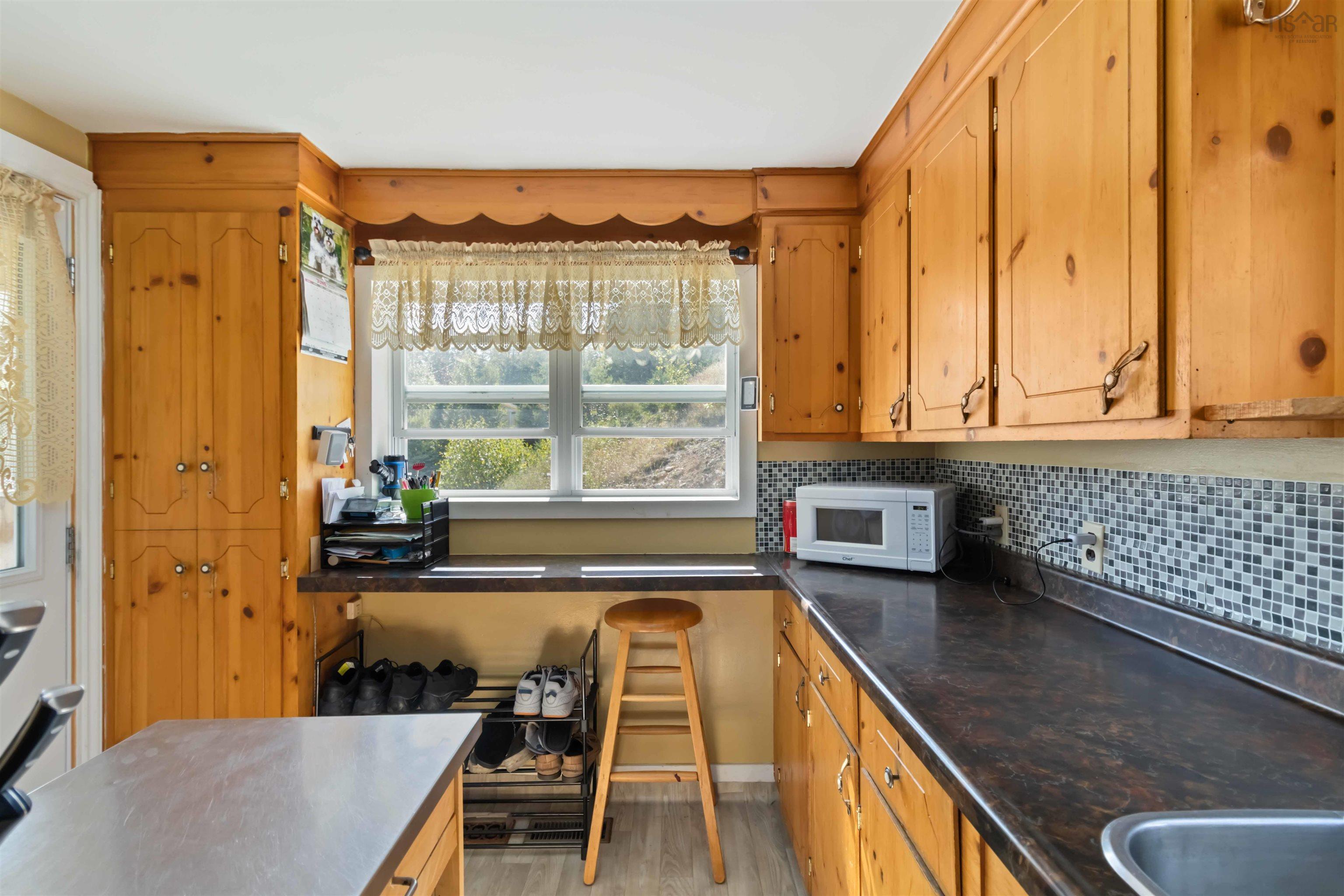 $419,900.00: 6847 St Margarets Bay Road, Head Of St. Margarets Bay