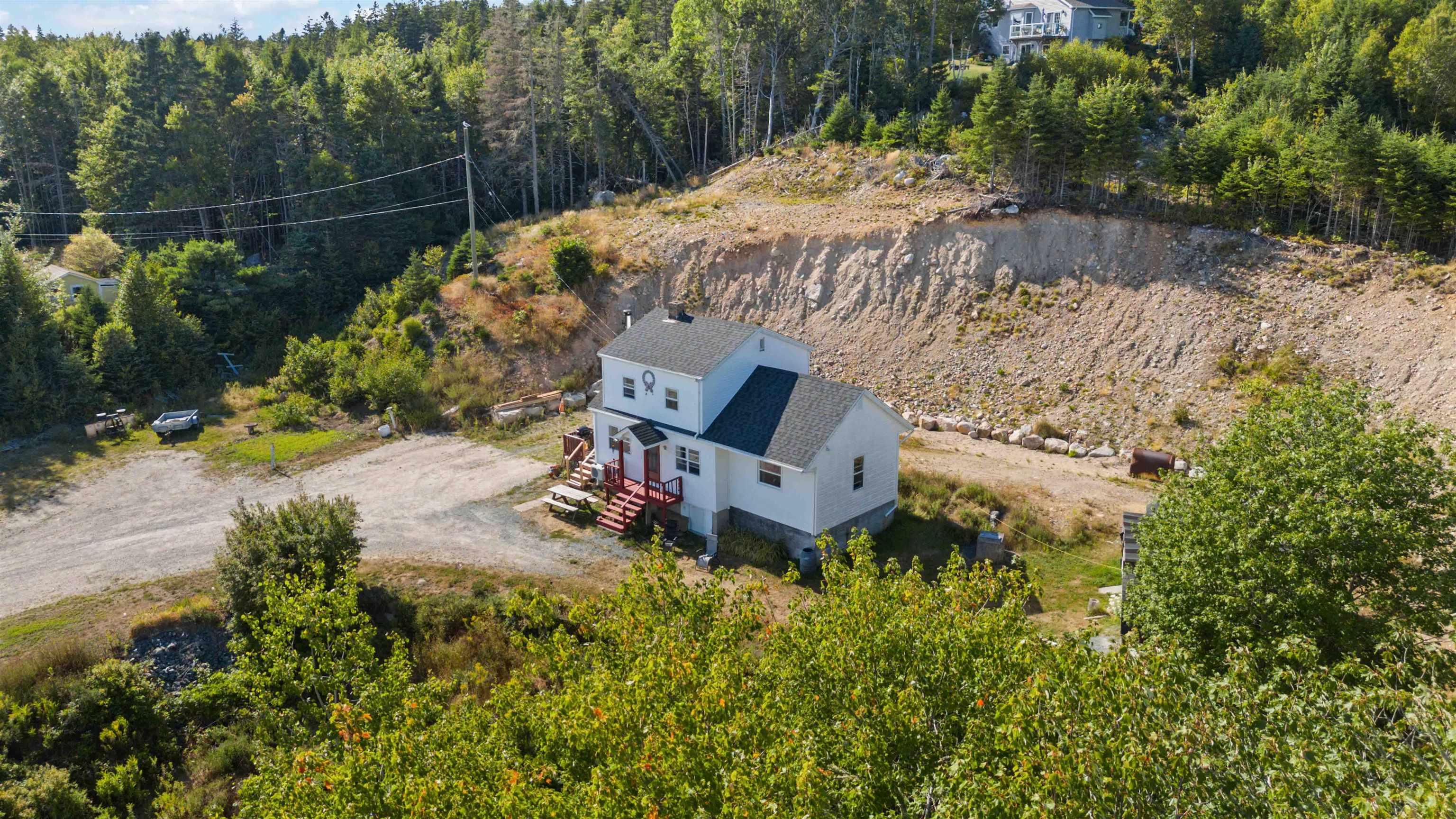$419,900.00: 6847 St Margarets Bay Road, Head Of St. Margarets Bay