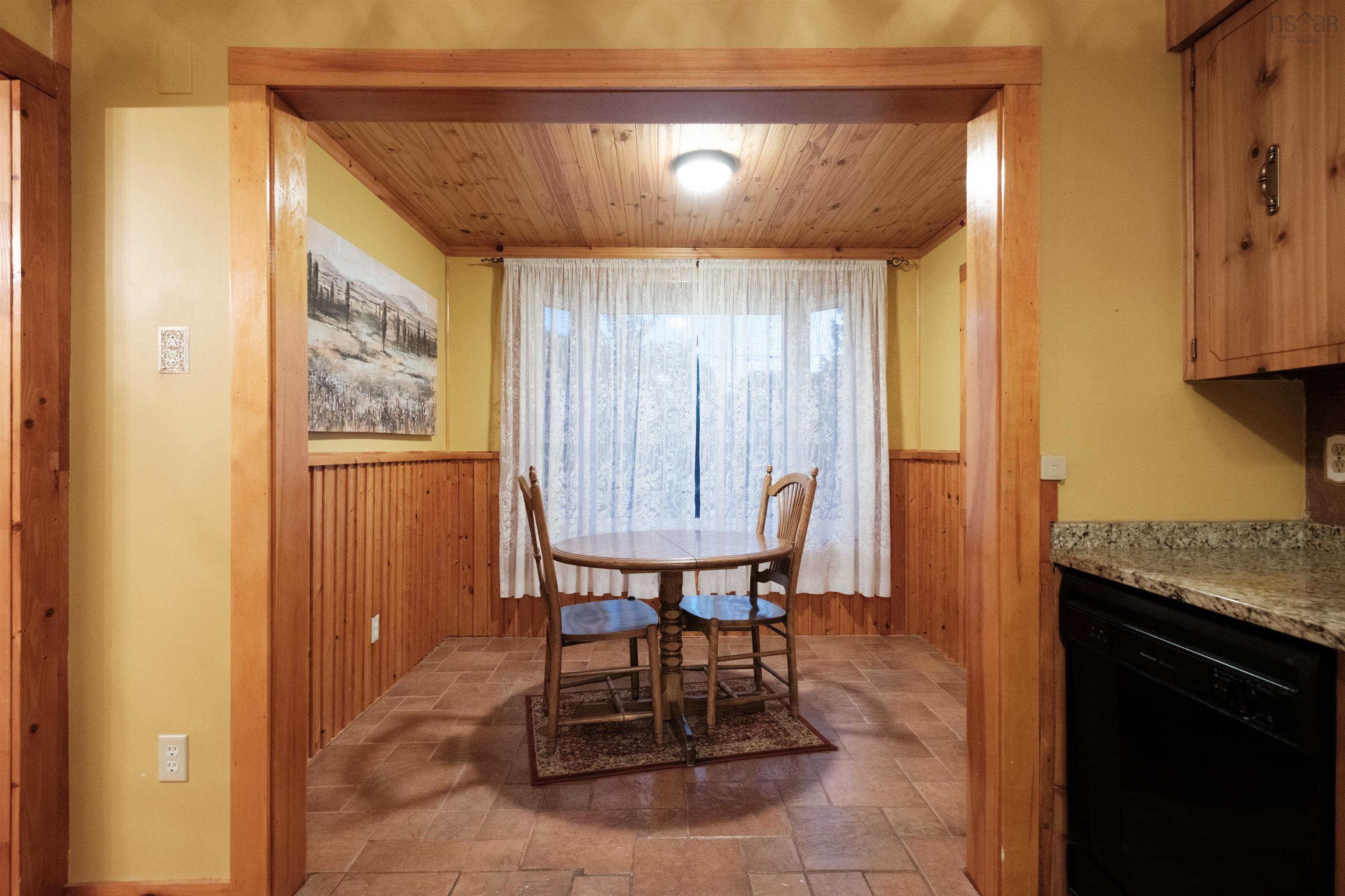 1645 St. Margaret's Bay Road, Timberlea, NS (MLS 202521682)