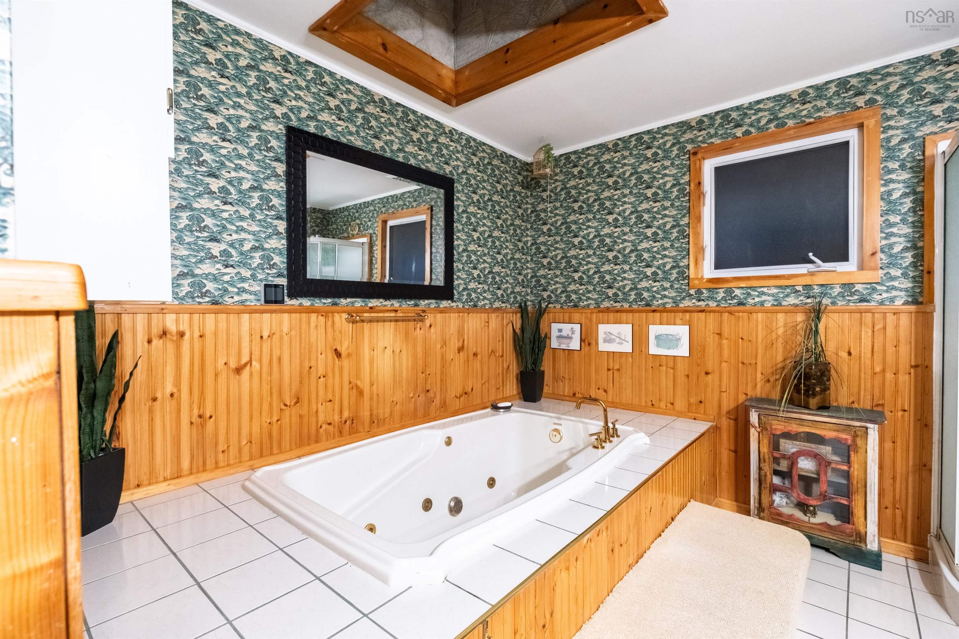 1645 St. Margaret's Bay Road, Timberlea, NS (MLS 202521682)