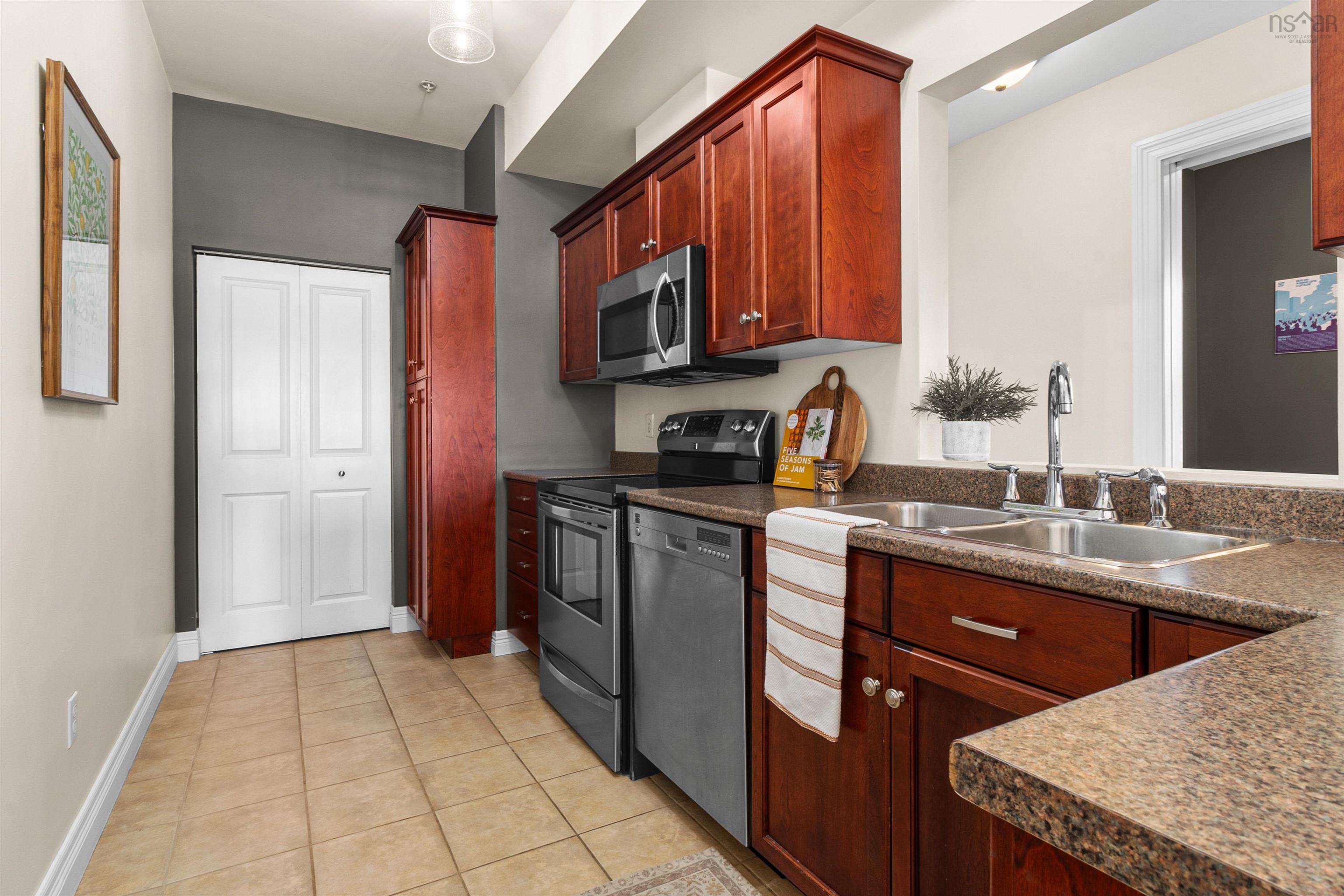 306-171 Portland Street, Dartmouth, NS (MLS 202521695)