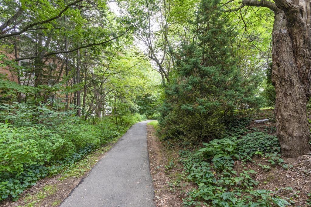 30 Garden Court Terrace, Dartmouth, NS (MLS 202521698)