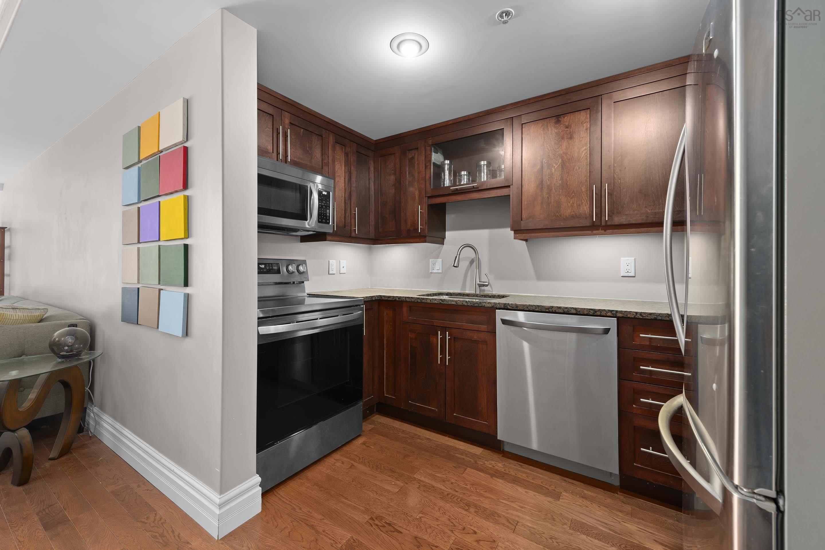 202 5689 Cunard Street, Halifax, NS (MLS 202521702)