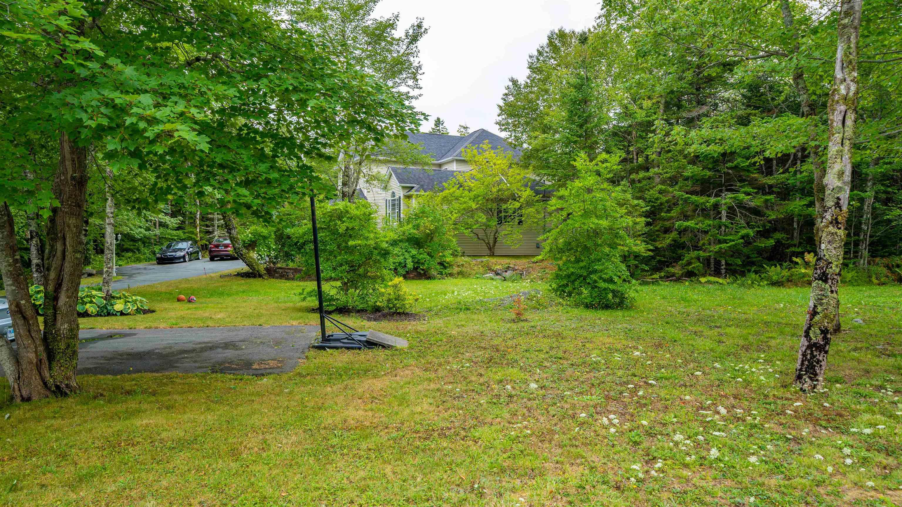 60 Blue Forest Lane, Hammonds Plains, NS (MLS 202521750)