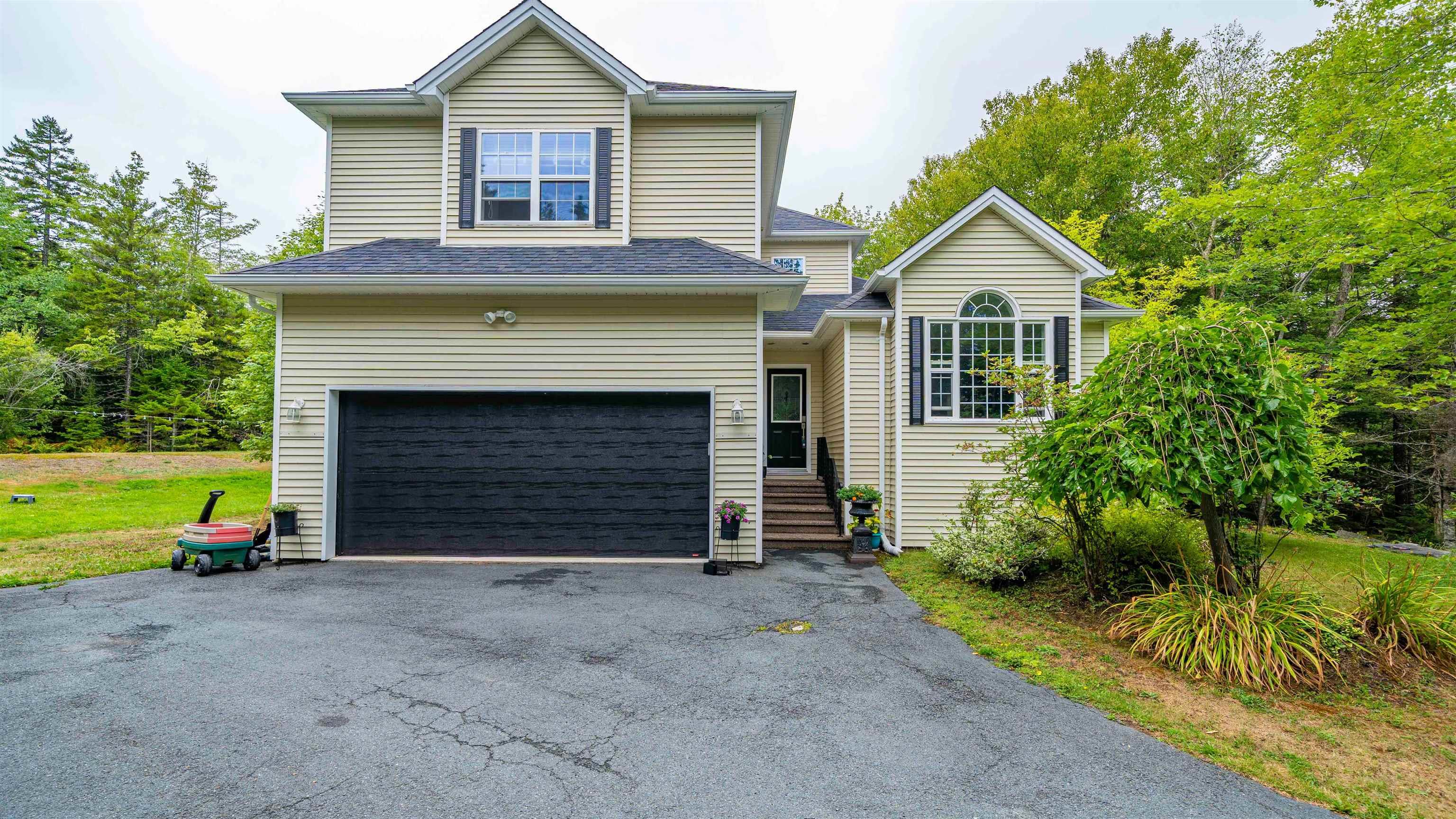 60 Blue Forest Lane, Hammonds Plains, NS (MLS 202521750)