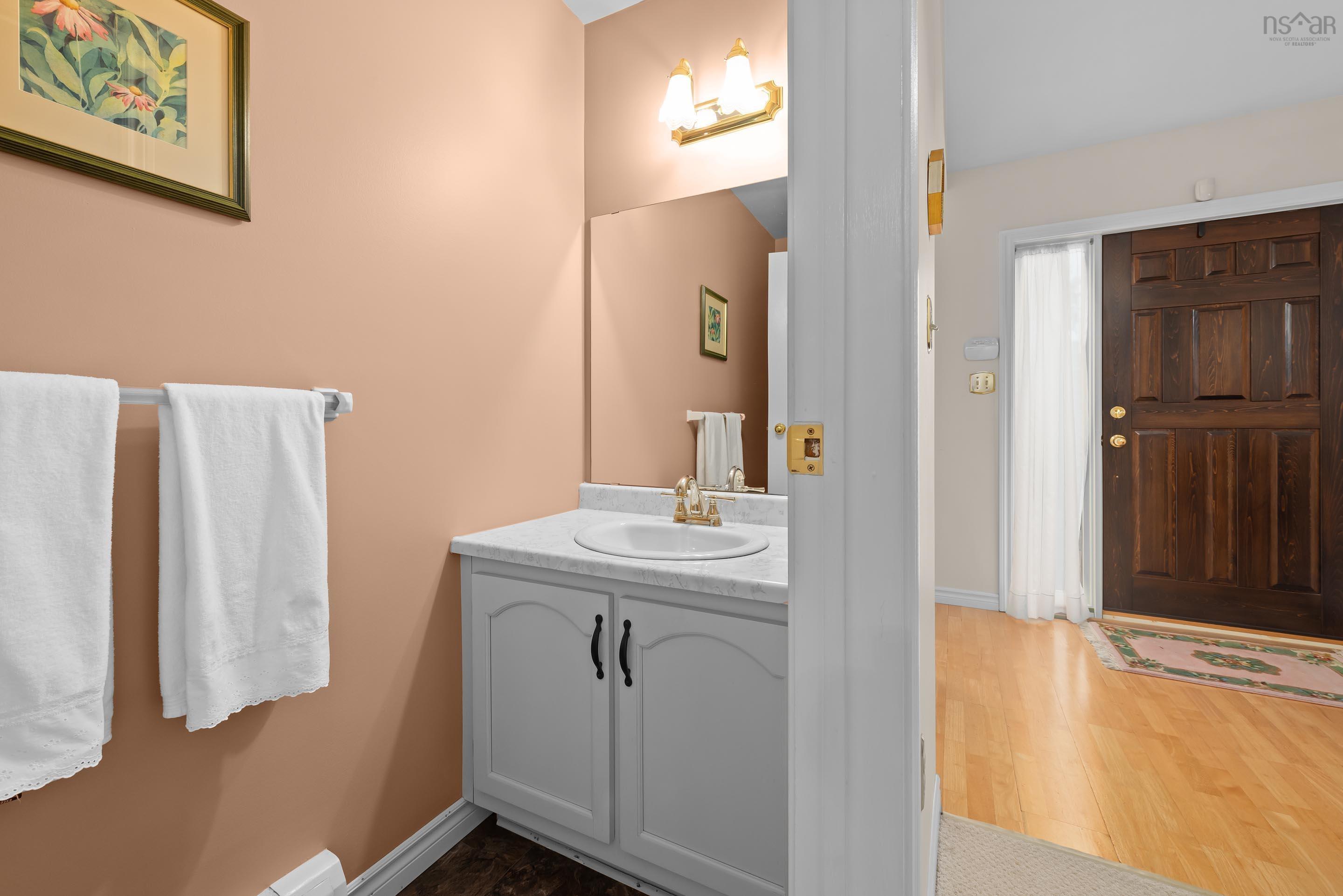 38 Braemount Drive, Clayton Park, NS (MLS 202521797)