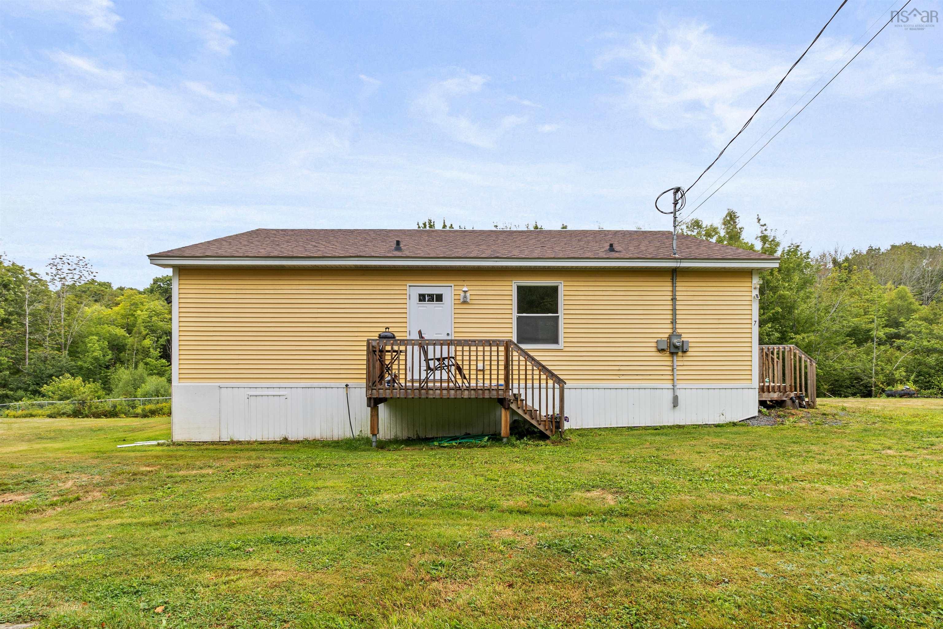7 Mansfield Lane, Lower Sackville, NS (MLS 202521799)