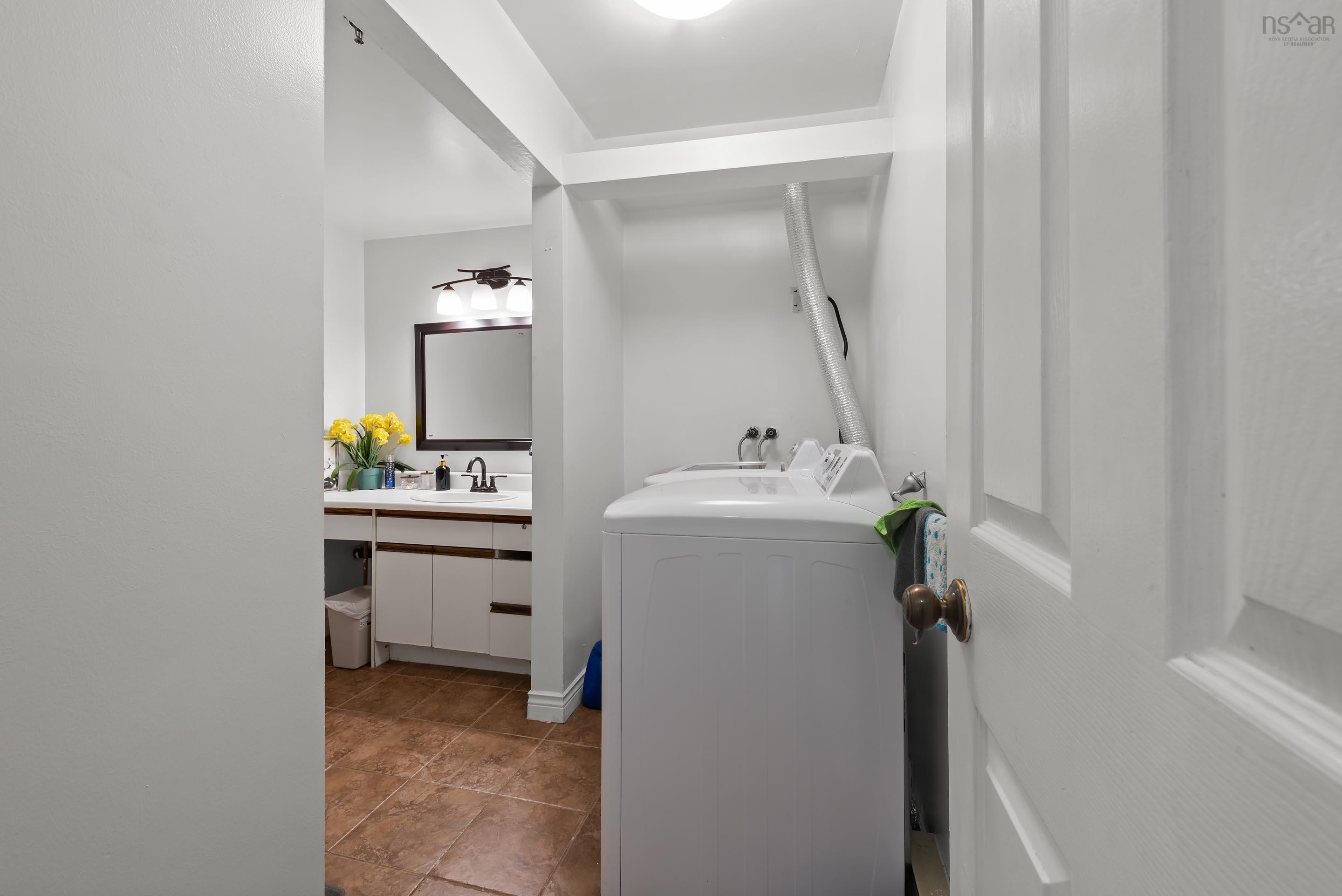 109 87 Kearney Lake Road, Halifax, NS (MLS 202521807)