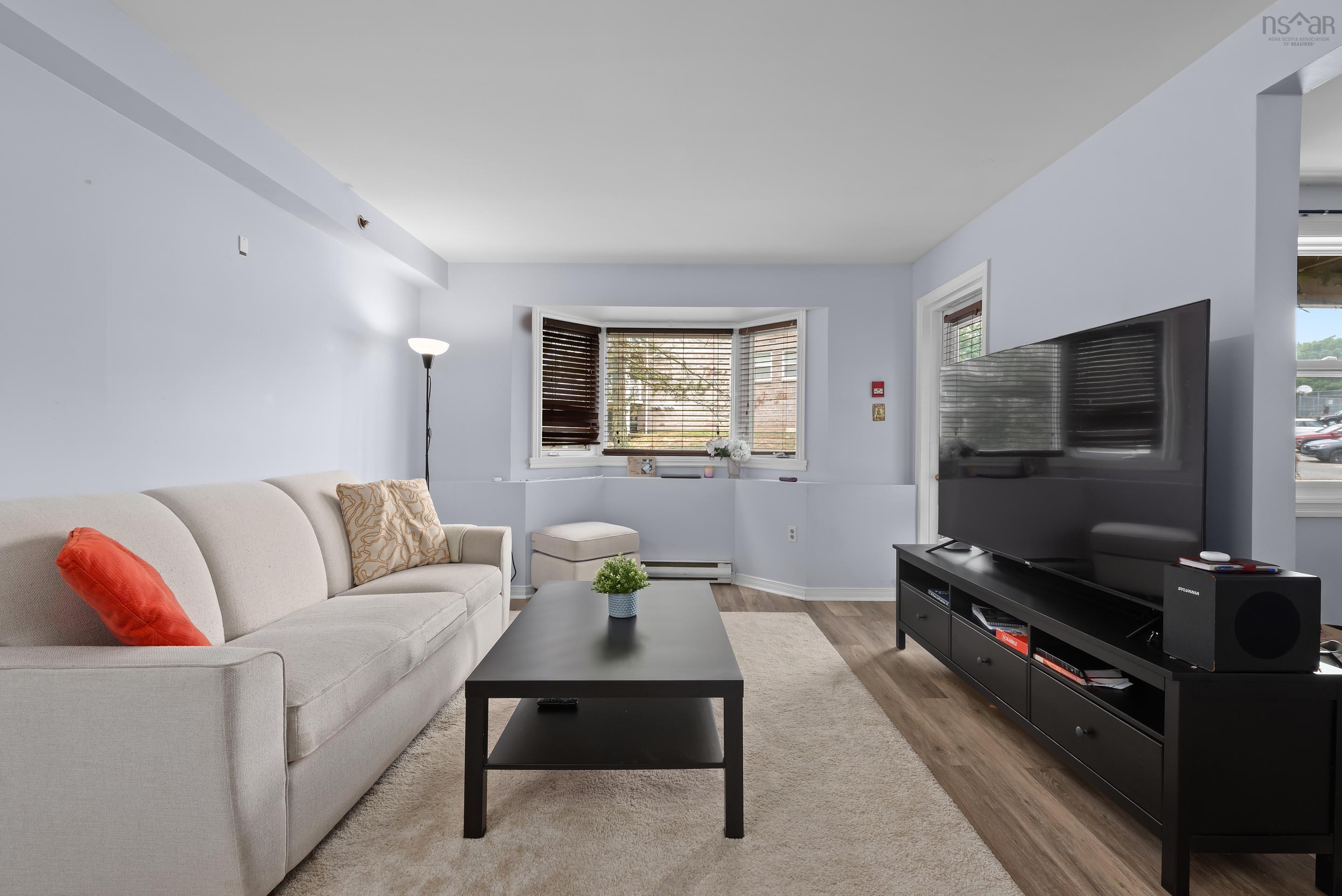 109 87 Kearney Lake Road, Halifax, NS (MLS 202521807)