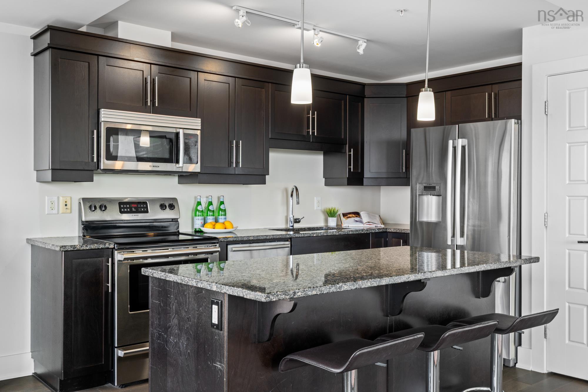 205 31 Kings Wharf Place, Dartmouth, NS (MLS 202521824)