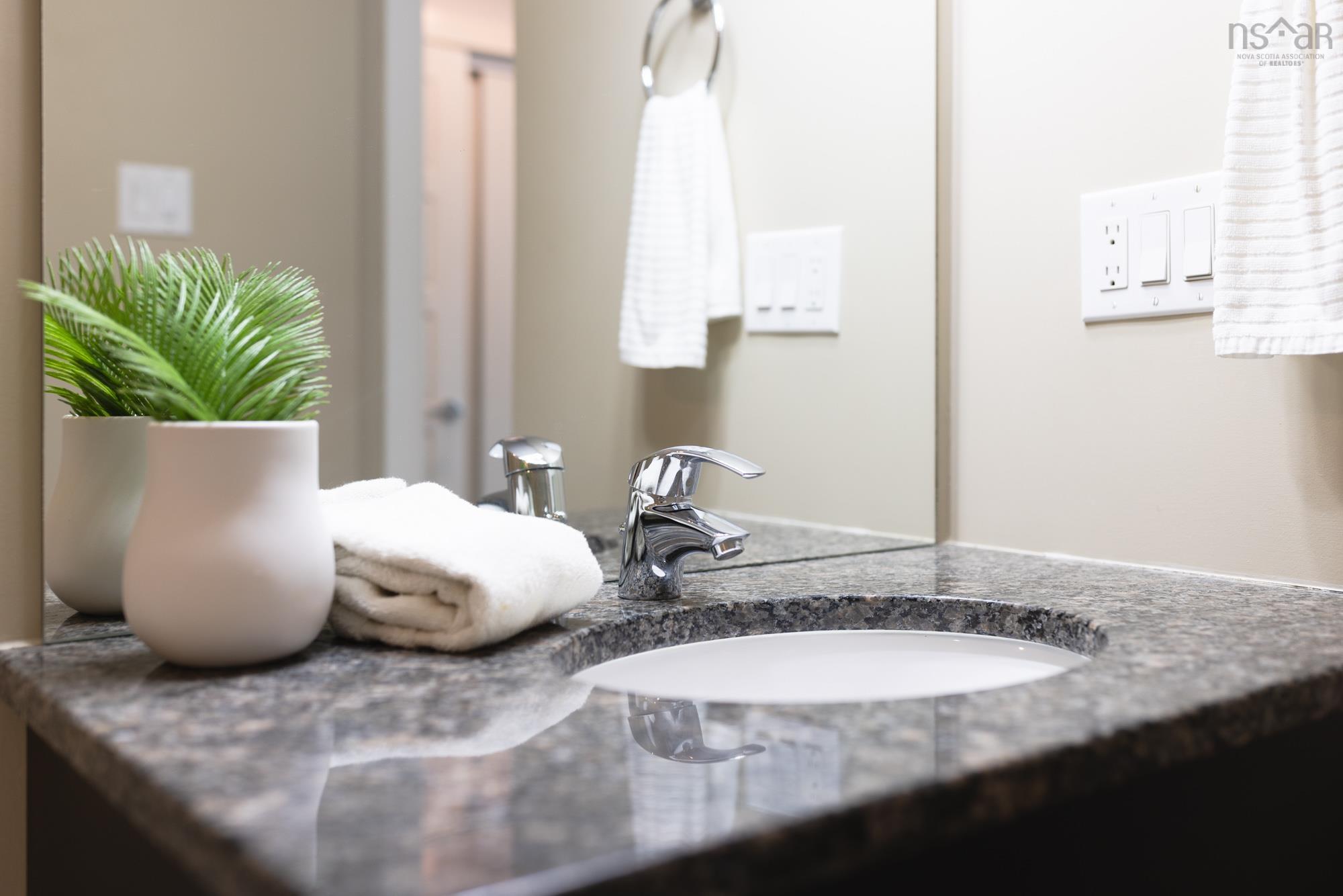 205 31 Kings Wharf Place, Dartmouth, NS (MLS 202521824)