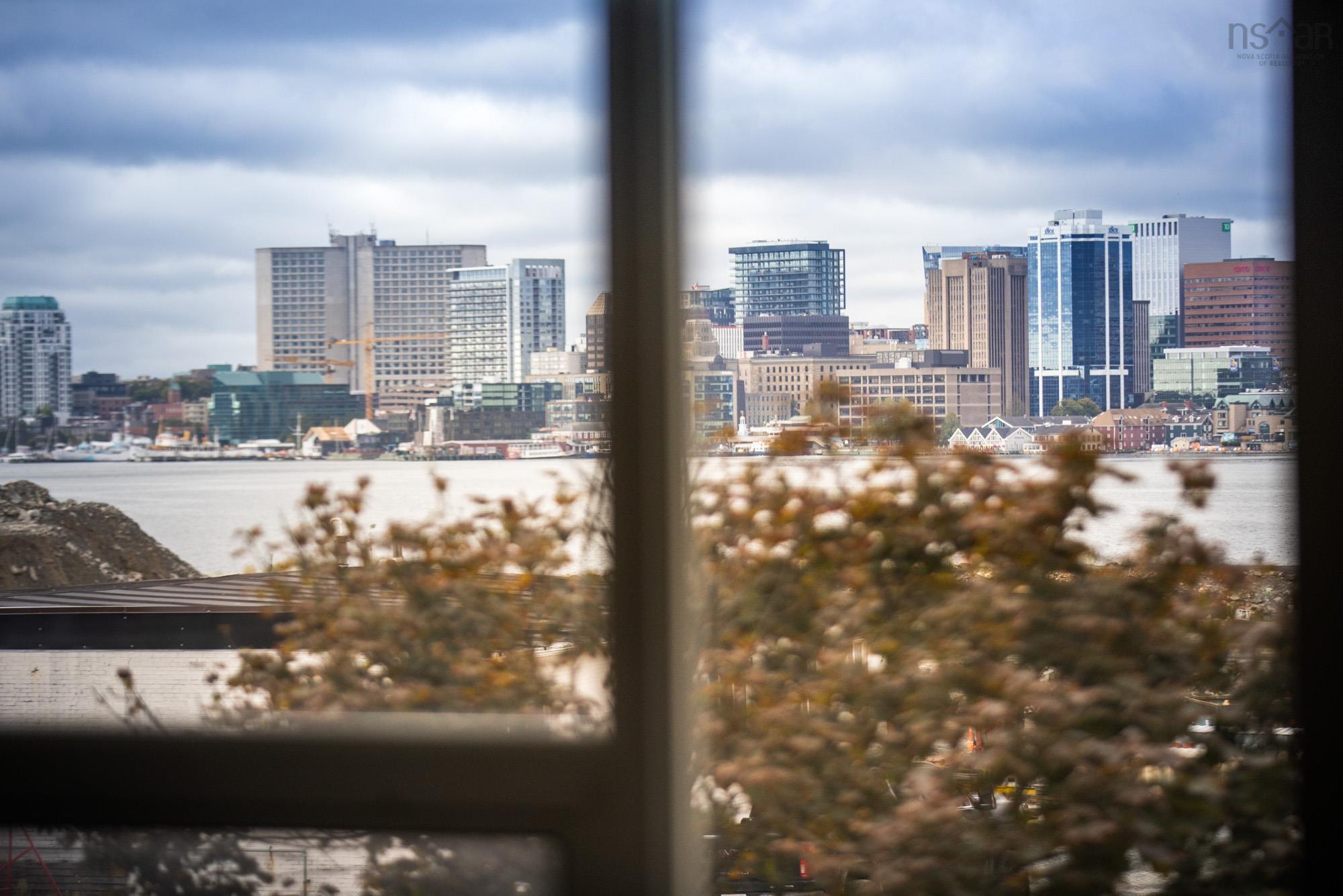 205 31 Kings Wharf Place, Dartmouth, NS (MLS 202521824)