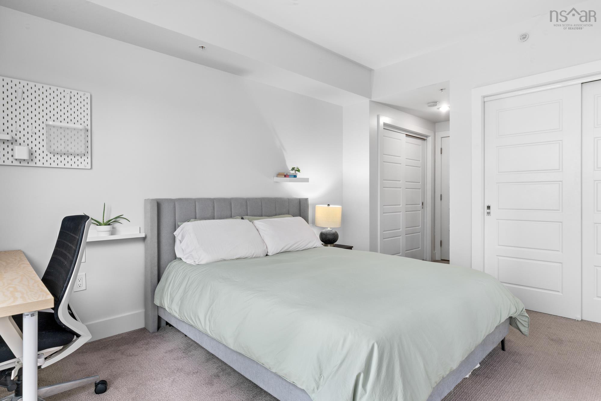 205 31 Kings Wharf Place, Dartmouth, NS (MLS 202521824)