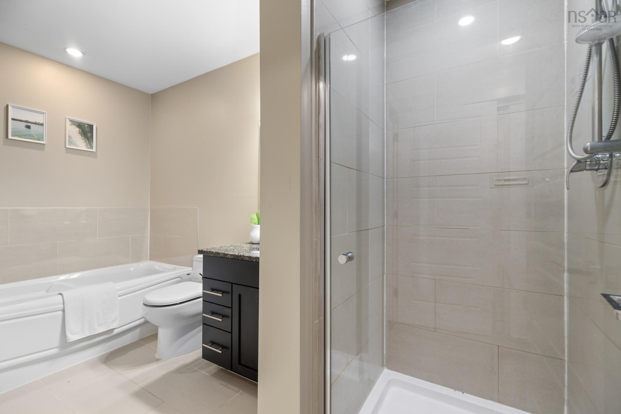 205 31 Kings Wharf Place, Dartmouth, NS (MLS 202521824)