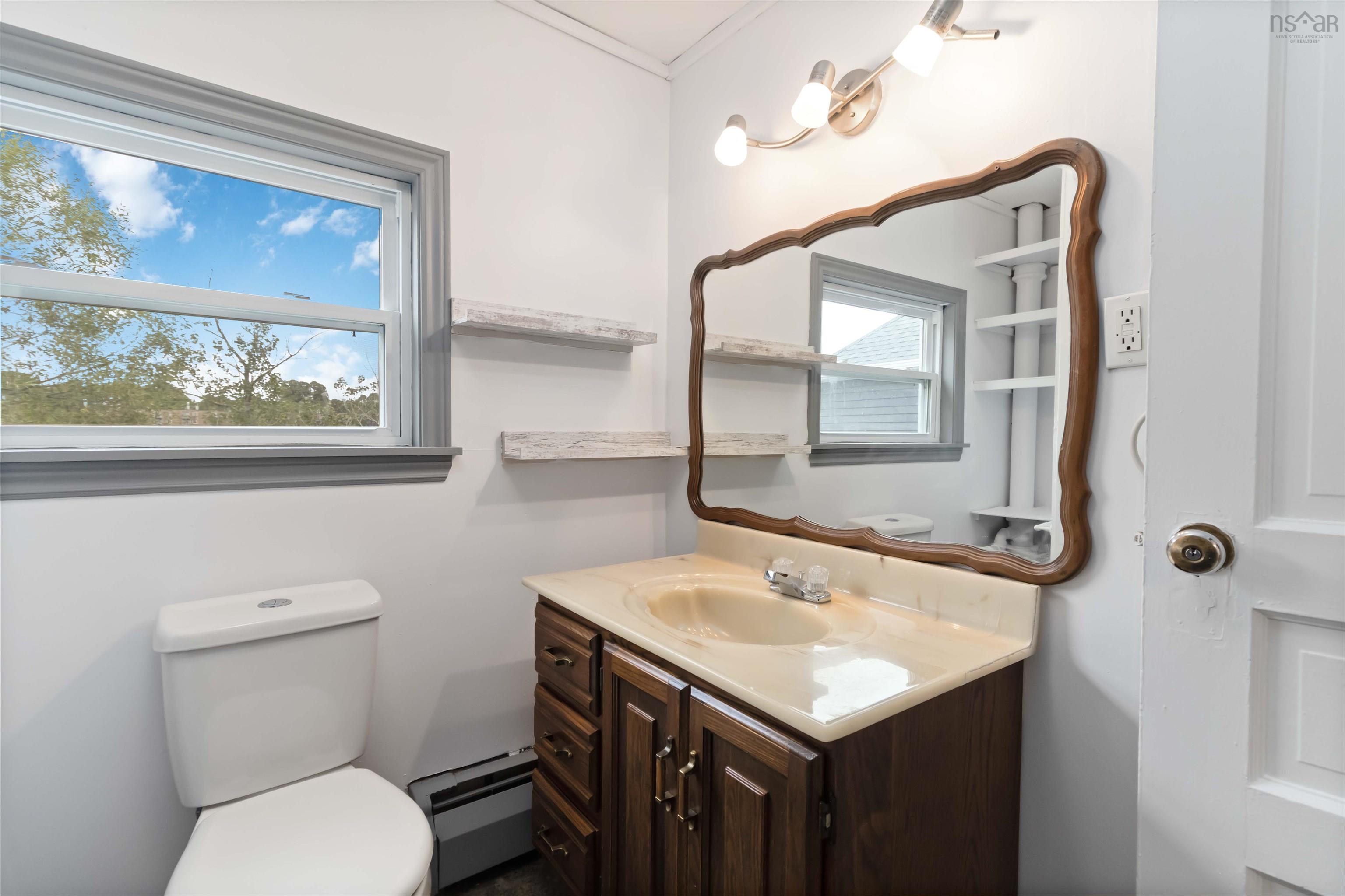 22 Rodney Road, Dartmouth, NS (MLS 202521841)