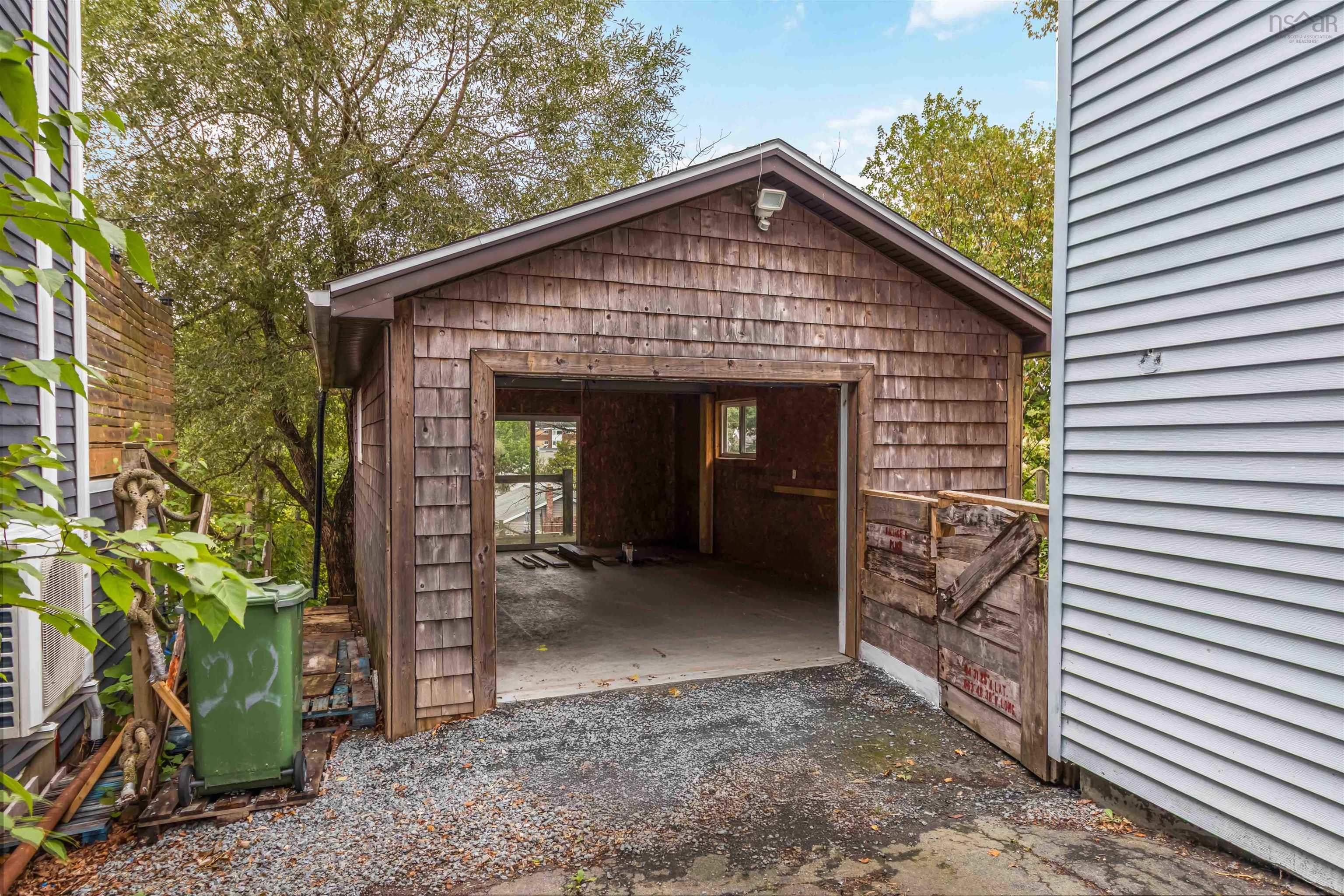 22 Rodney Road, Dartmouth, NS (MLS 202521841)