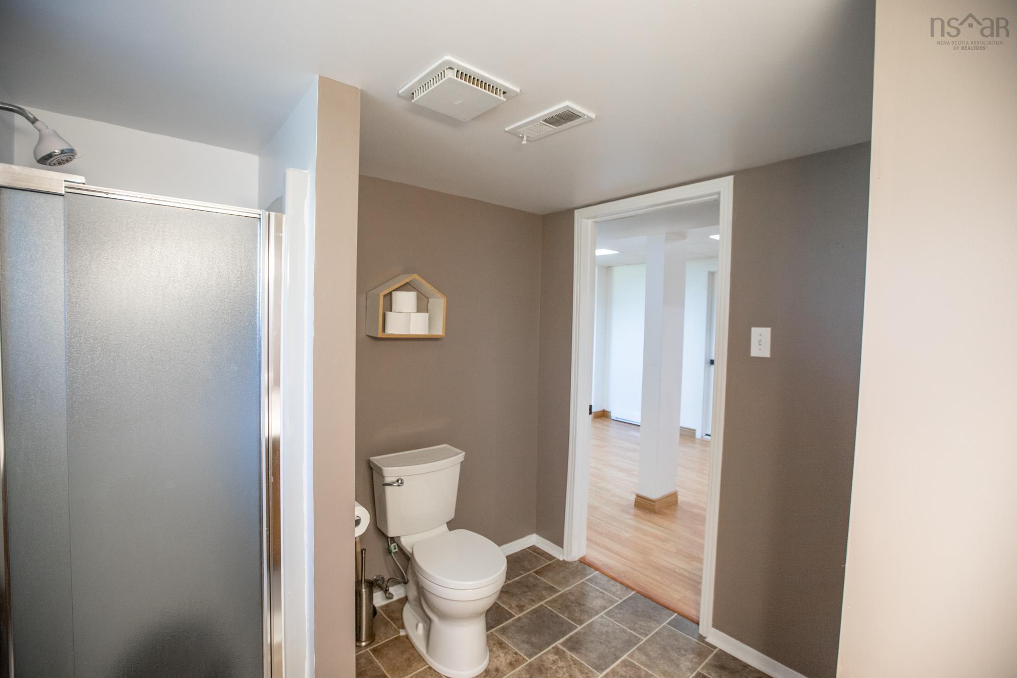 22 Irvin Cross Place Place, Dartmouth, NS (MLS 202521876)