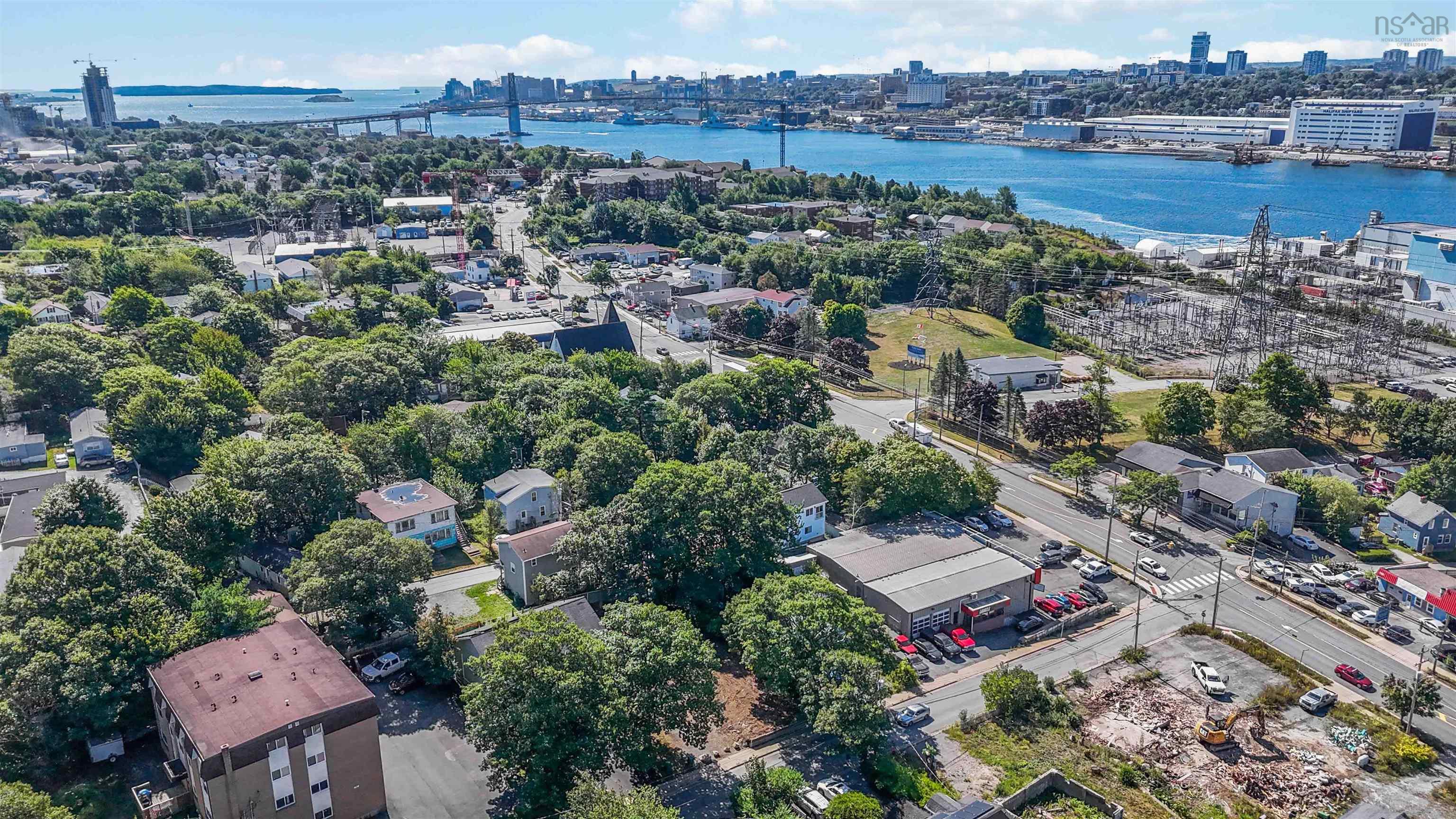 6 Springhill Road, Dartmouth, NS (MLS 202521923)