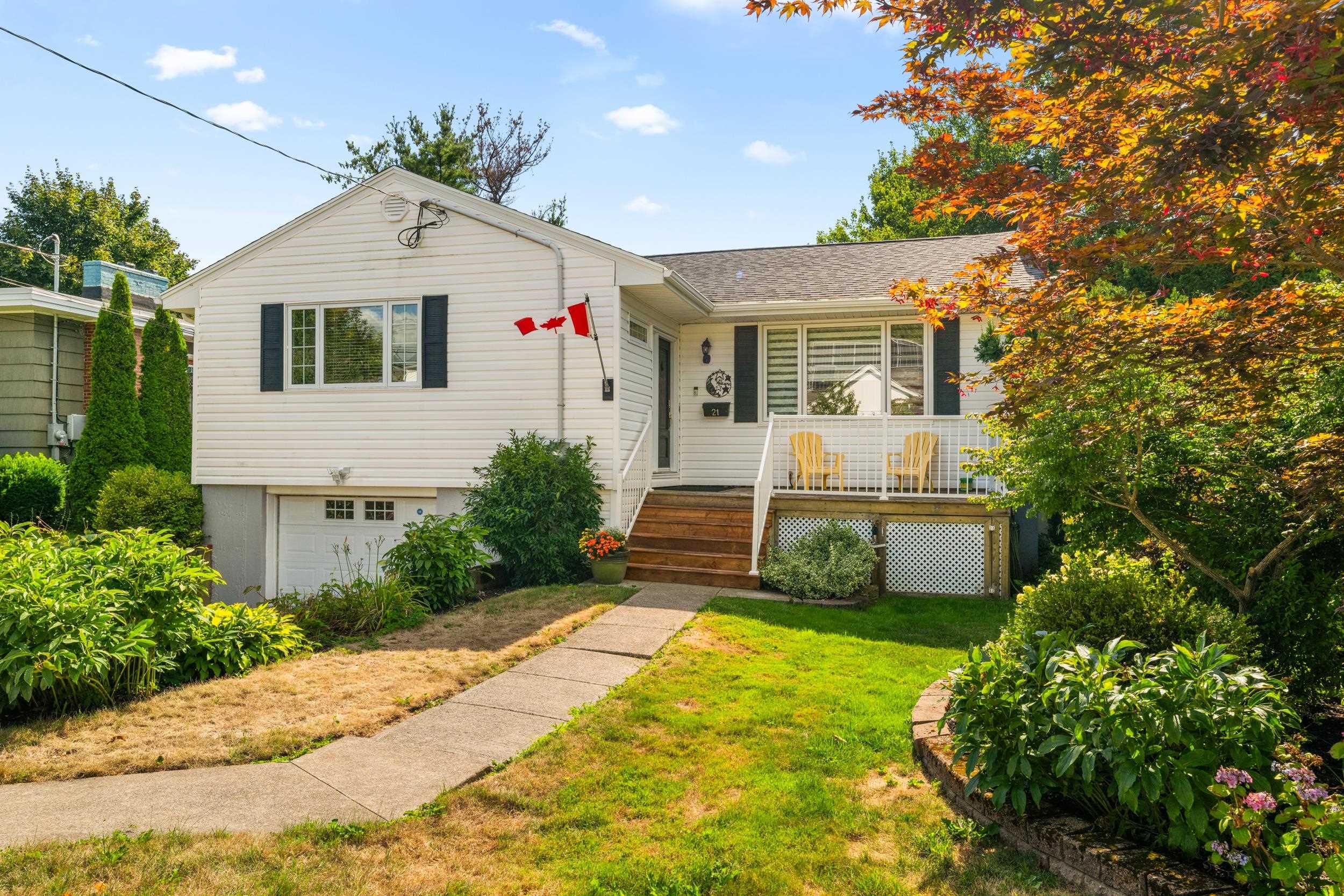 21 Lawnsdale Drive, Dartmouth, NS (MLS® 202521933)
