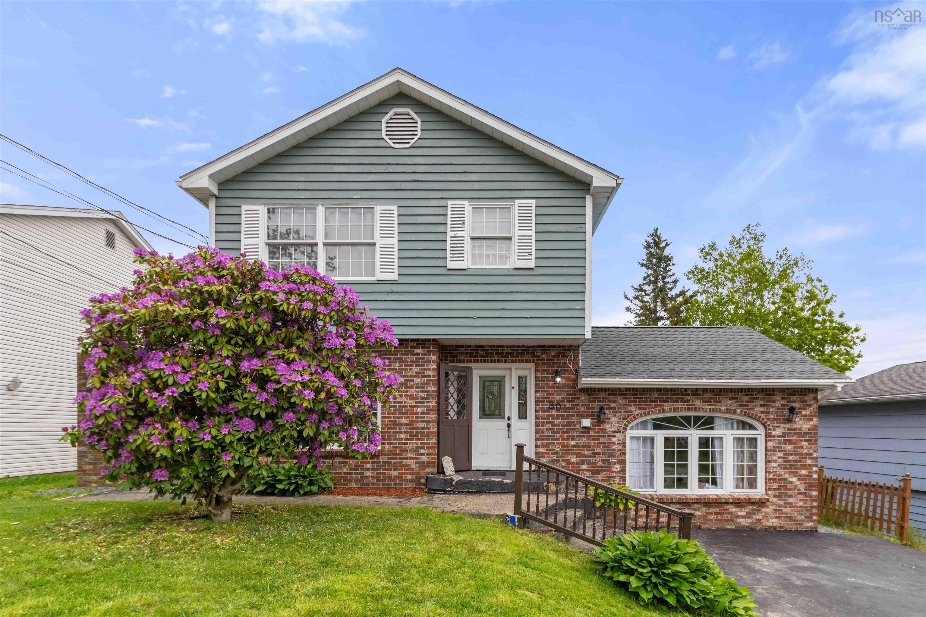 801 Old Sackville Road, Lower Sackville, NS (MLS® 202522005)