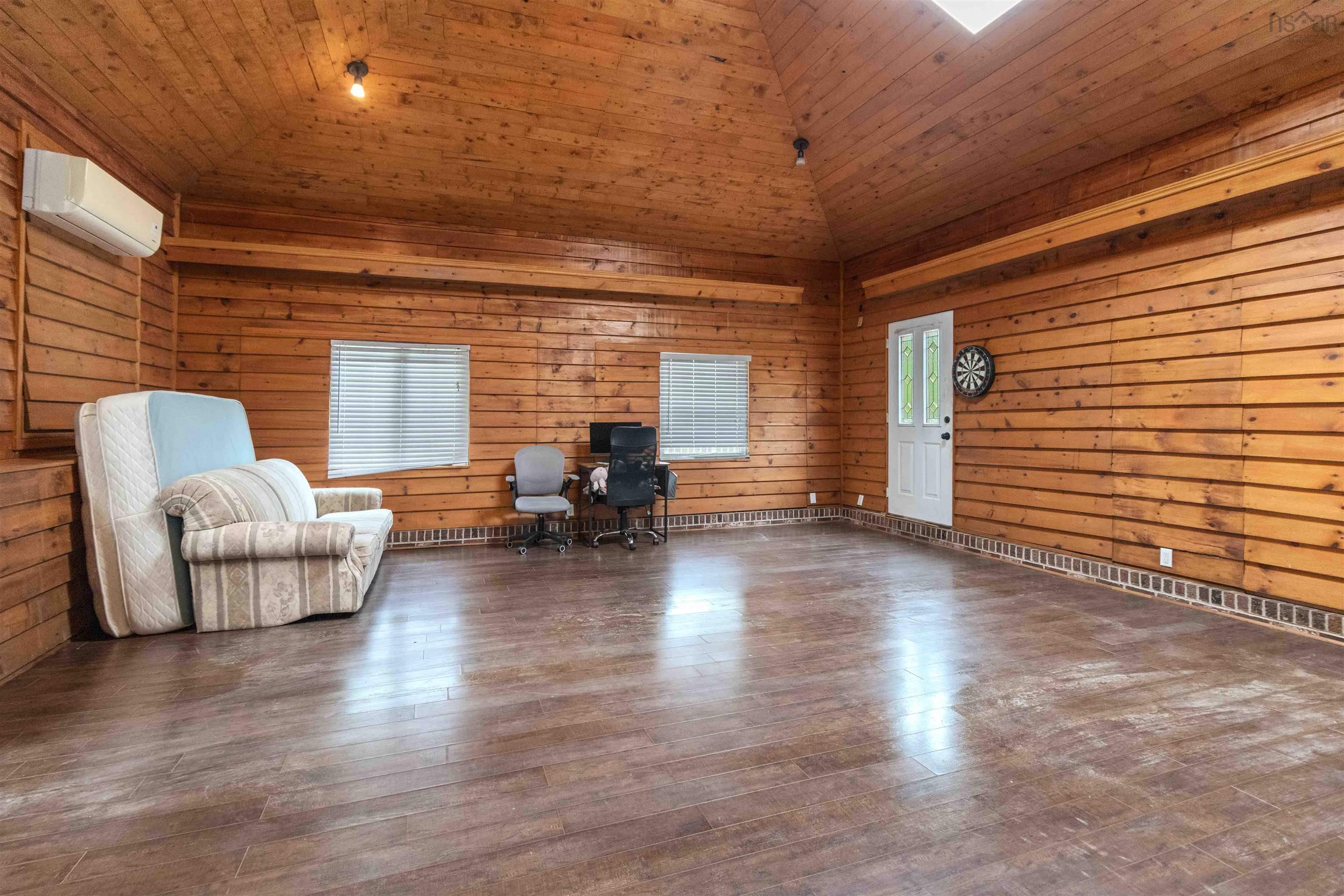 801 Old Sackville Road, Lower Sackville, NS (MLS 202522005)