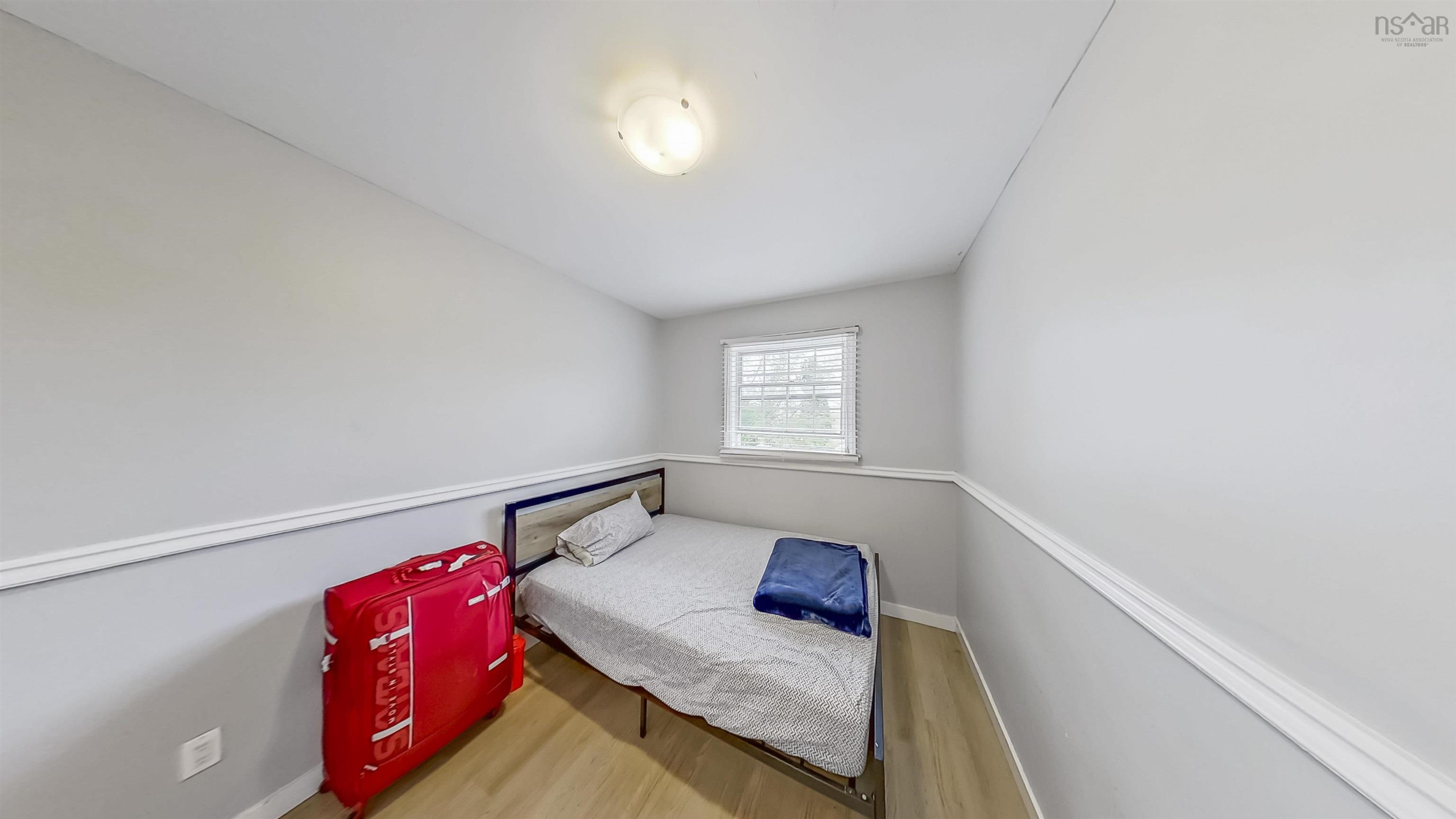 801 Old Sackville Road, Lower Sackville, NS (MLS 202522005)