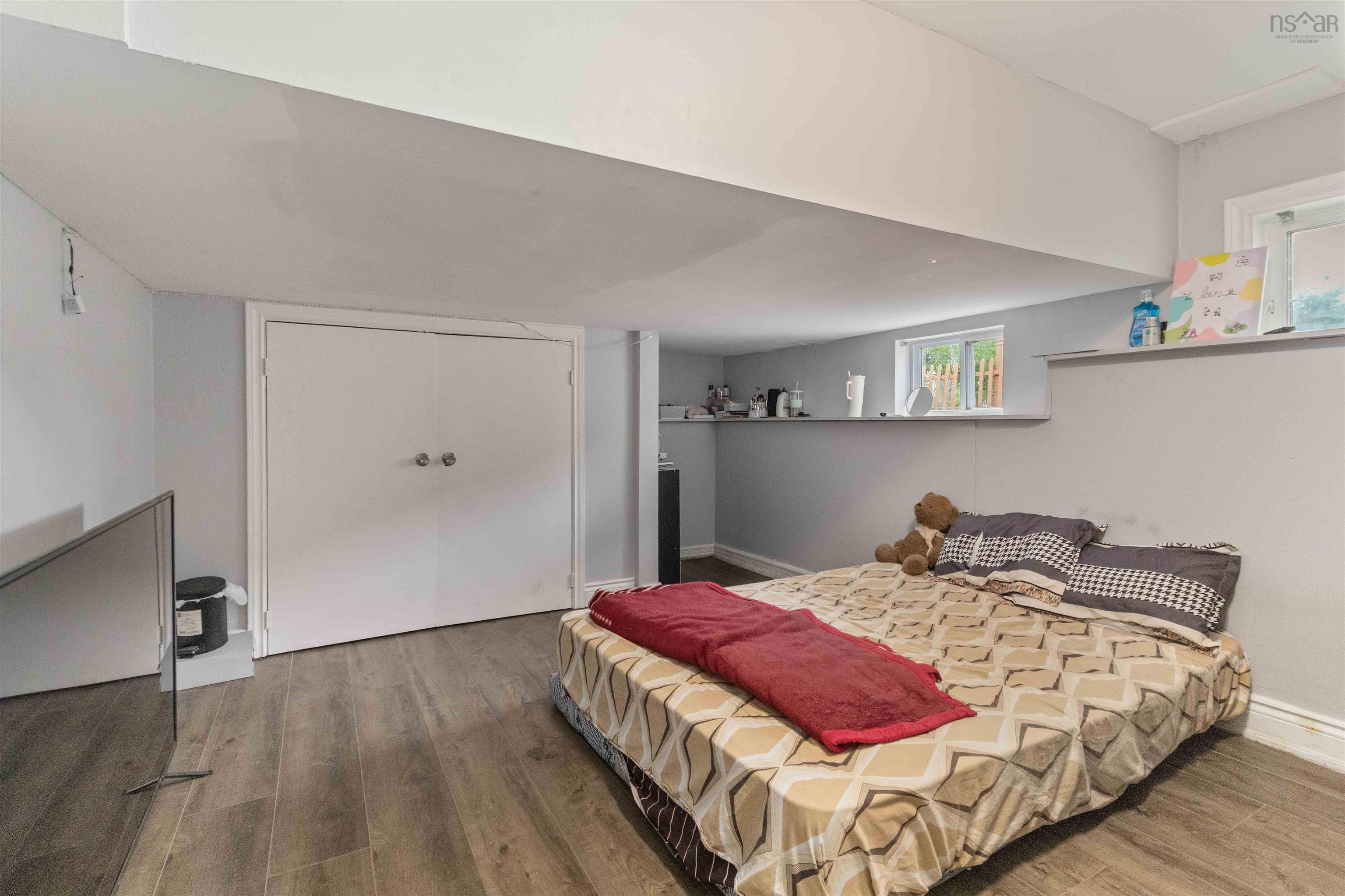 801 Old Sackville Road, Lower Sackville, NS (MLS 202522005)