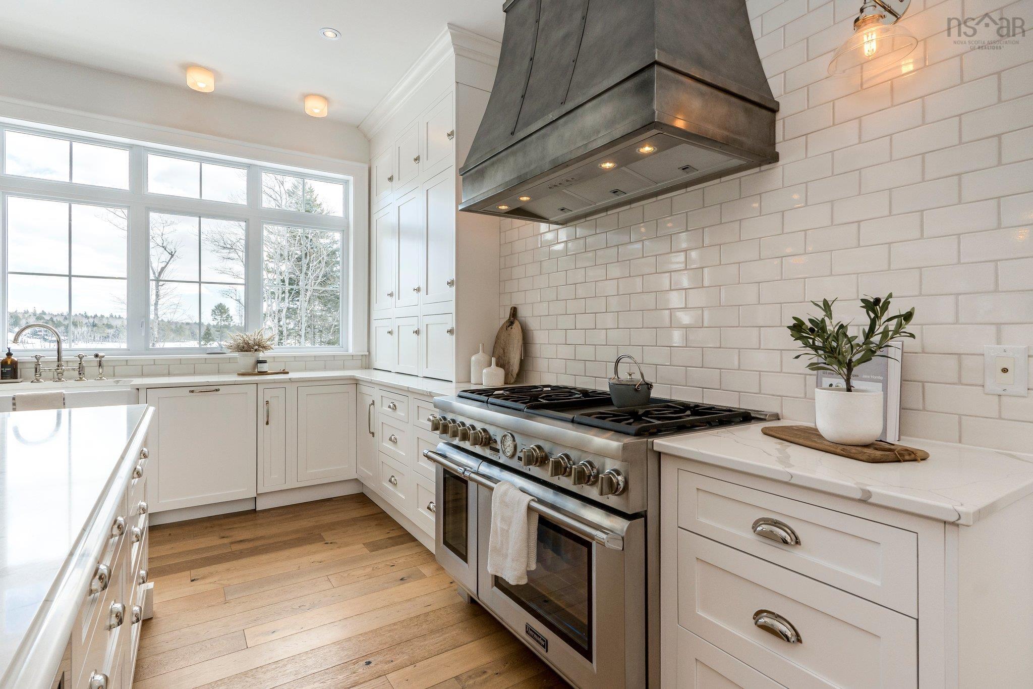 1006 Mccabe Lake Drive, Middle Sackville, NS (MLS 202522016)