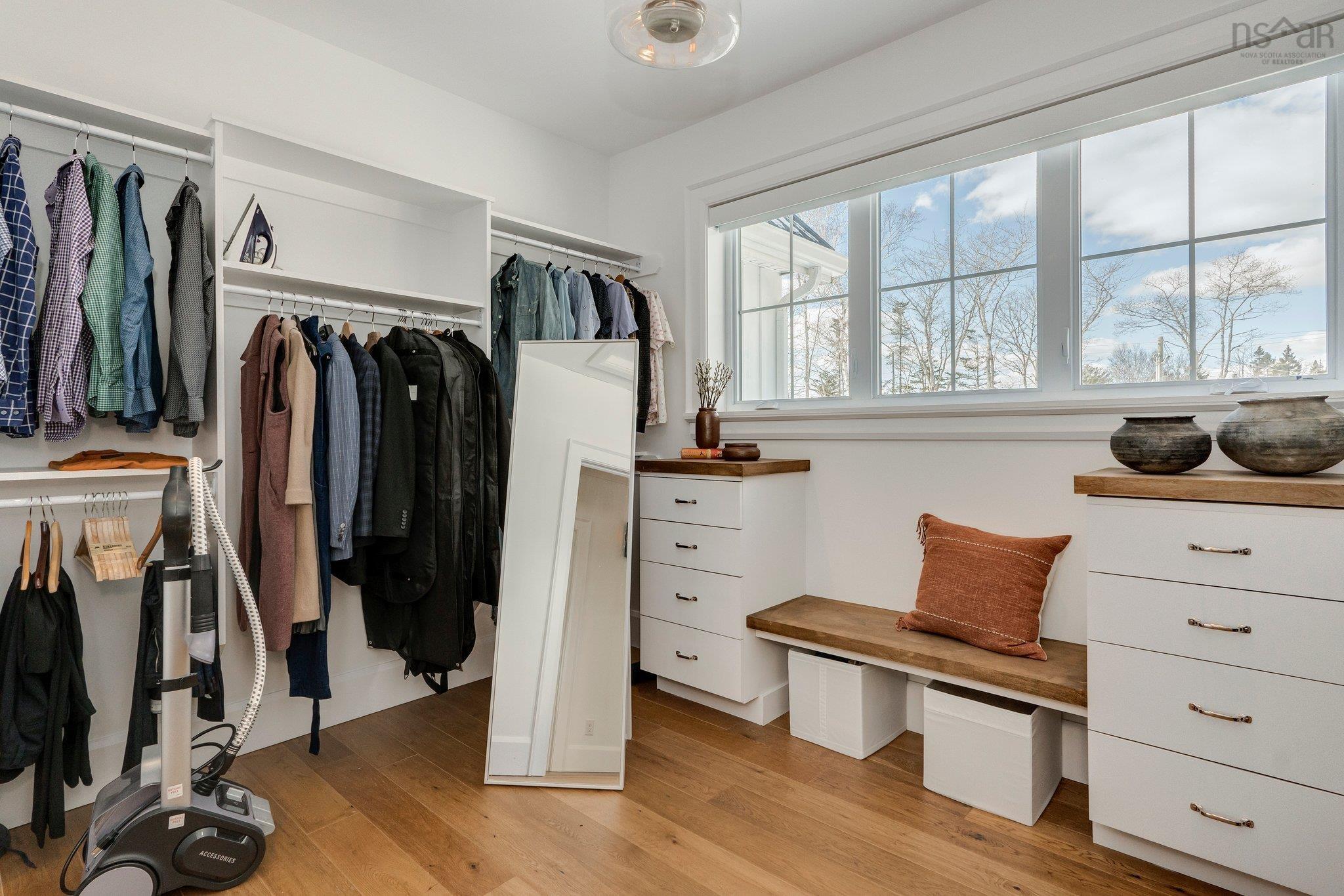 1006 Mccabe Lake Drive, Middle Sackville, NS (MLS 202522016)