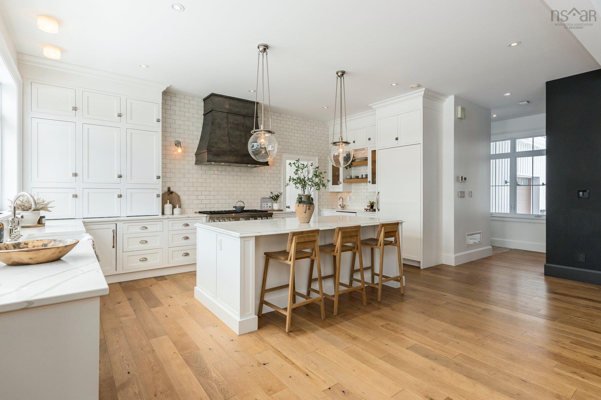 1006 Mccabe Lake Drive, Middle Sackville, NS (MLS 202522016)