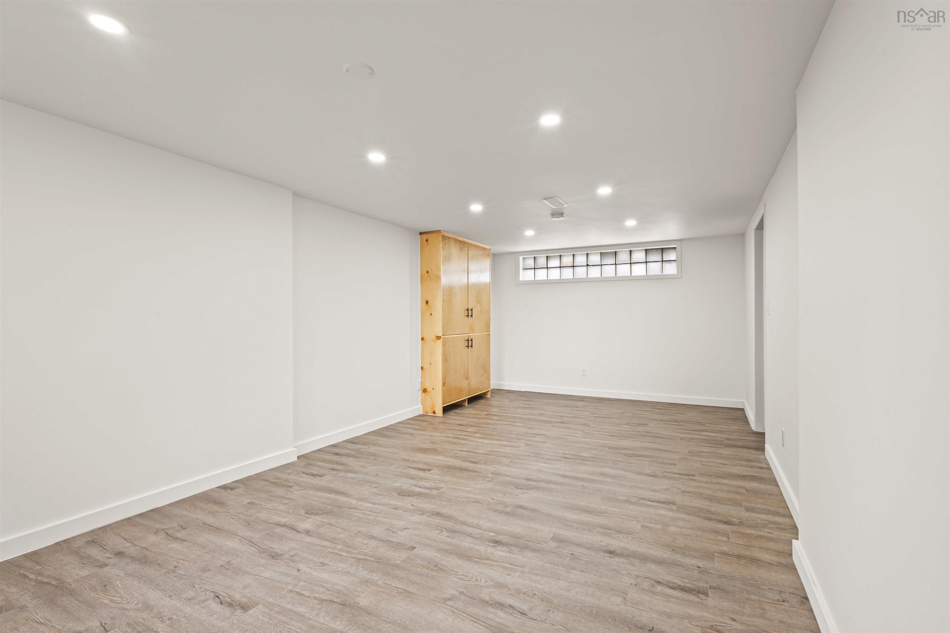 2935 Joseph Howe Drive, Halifax, NS (MLS 202522173)