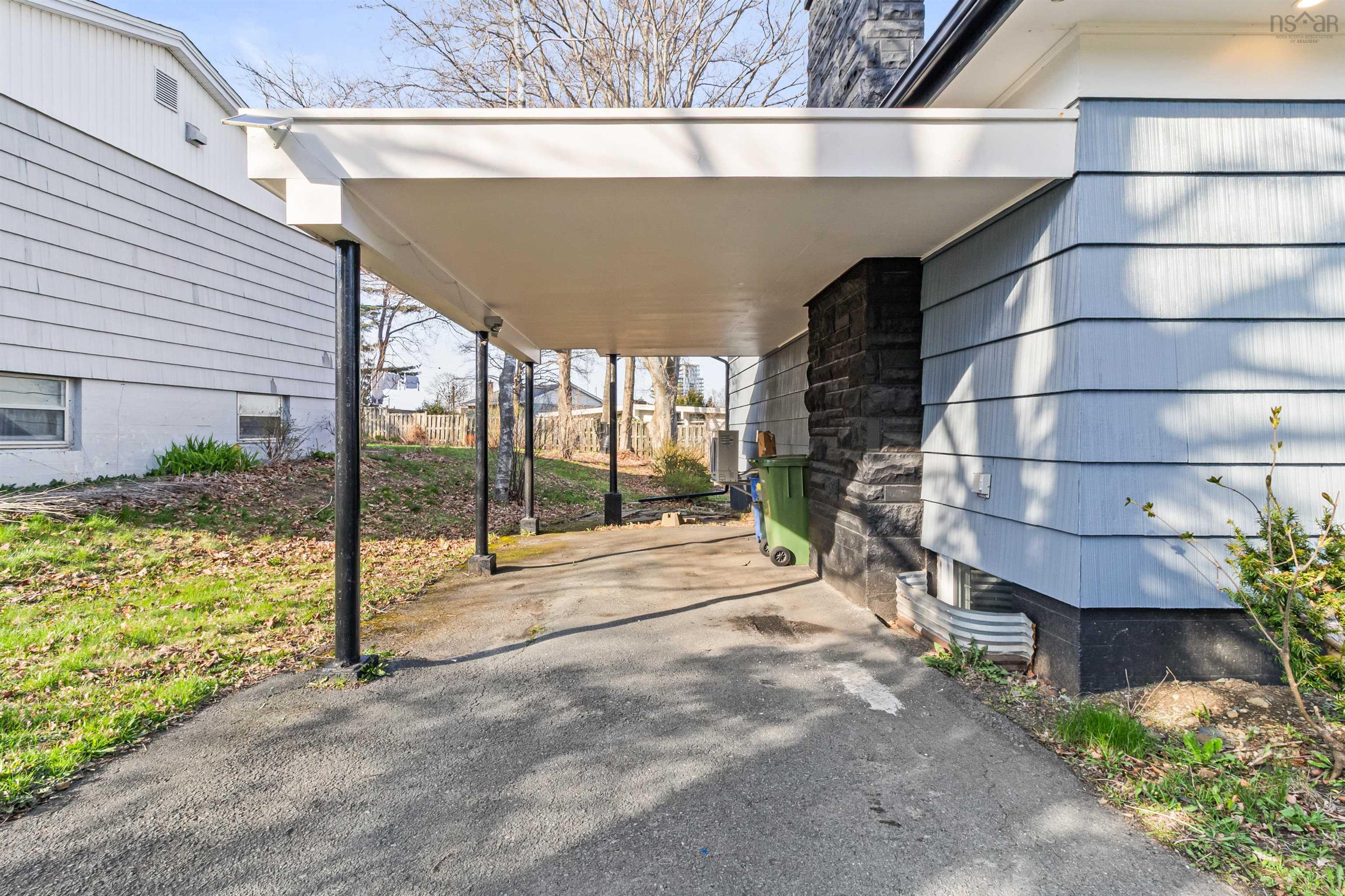 2935 Joseph Howe Drive, Halifax, NS (MLS 202522173)