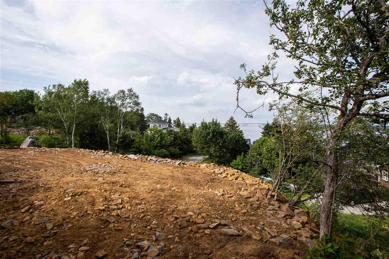 1 Faraday Lane, Fergusons Cove, NS (MLS 202522180)