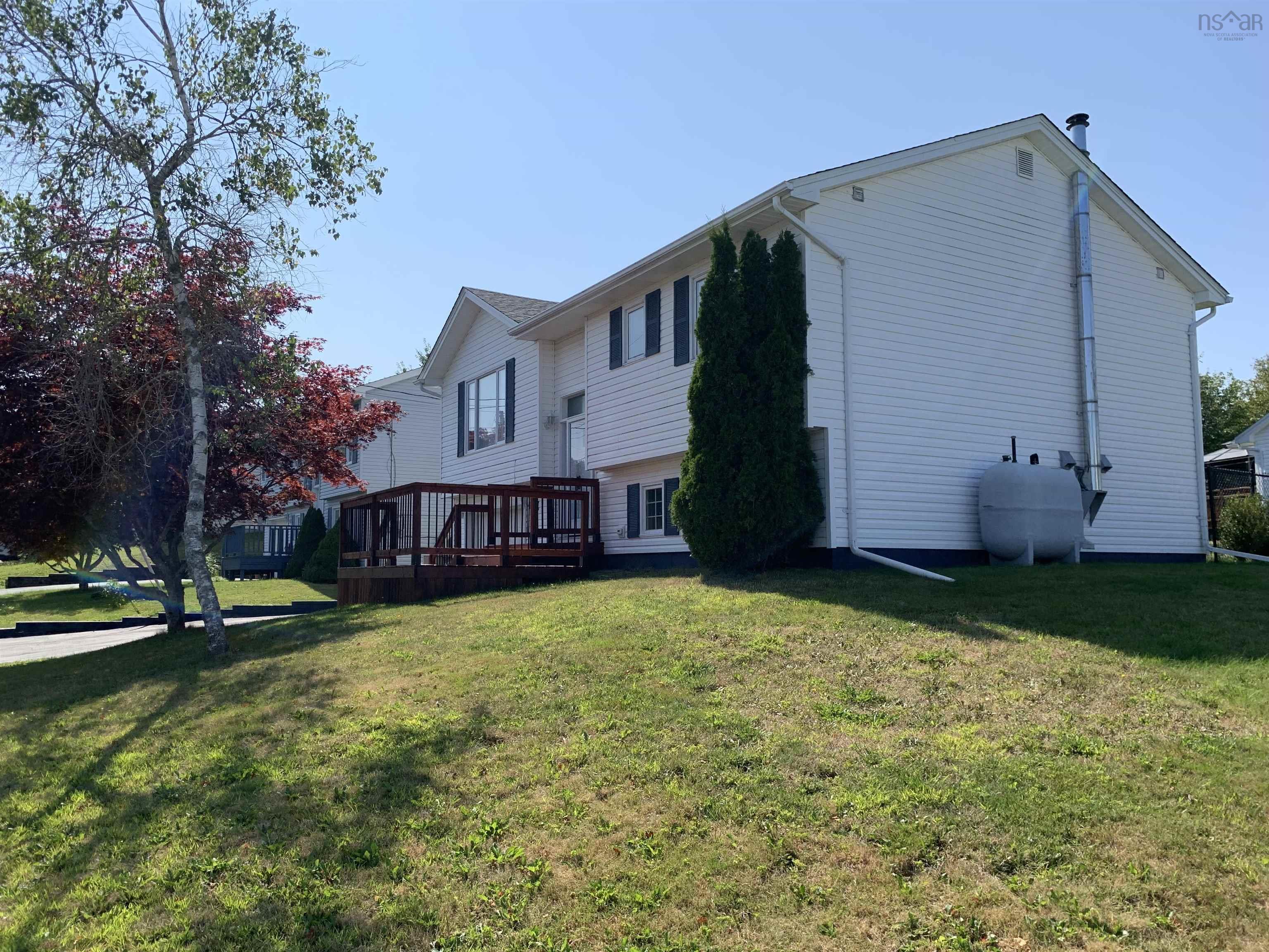 1 Cassandra Drive, Dartmouth, NS (MLS 202522277)