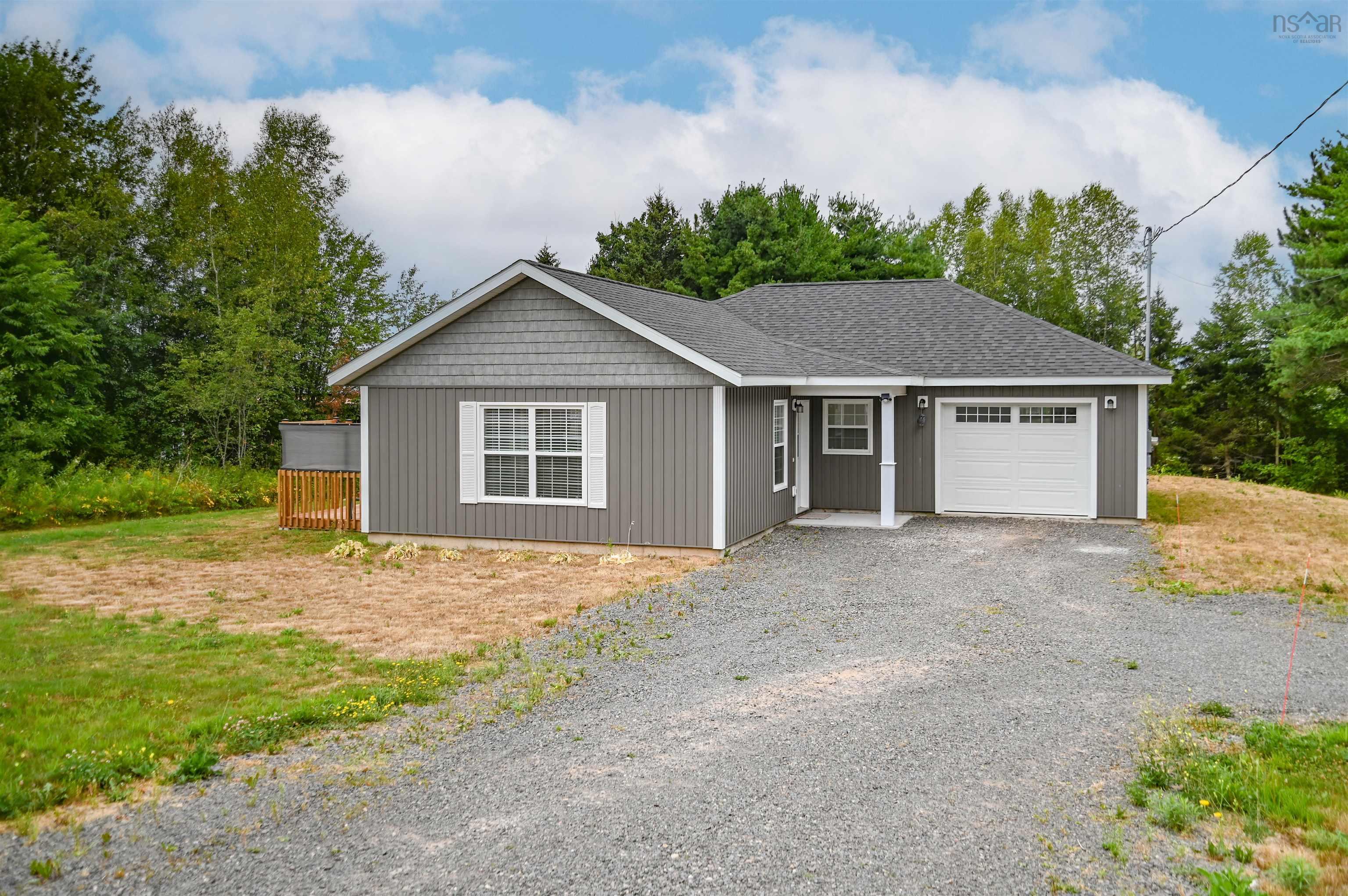 35 Blomidon View Dr, Port Williams, NS (MLS® 202522289) | Port Williams Real Estate | RE/MAX Halifax