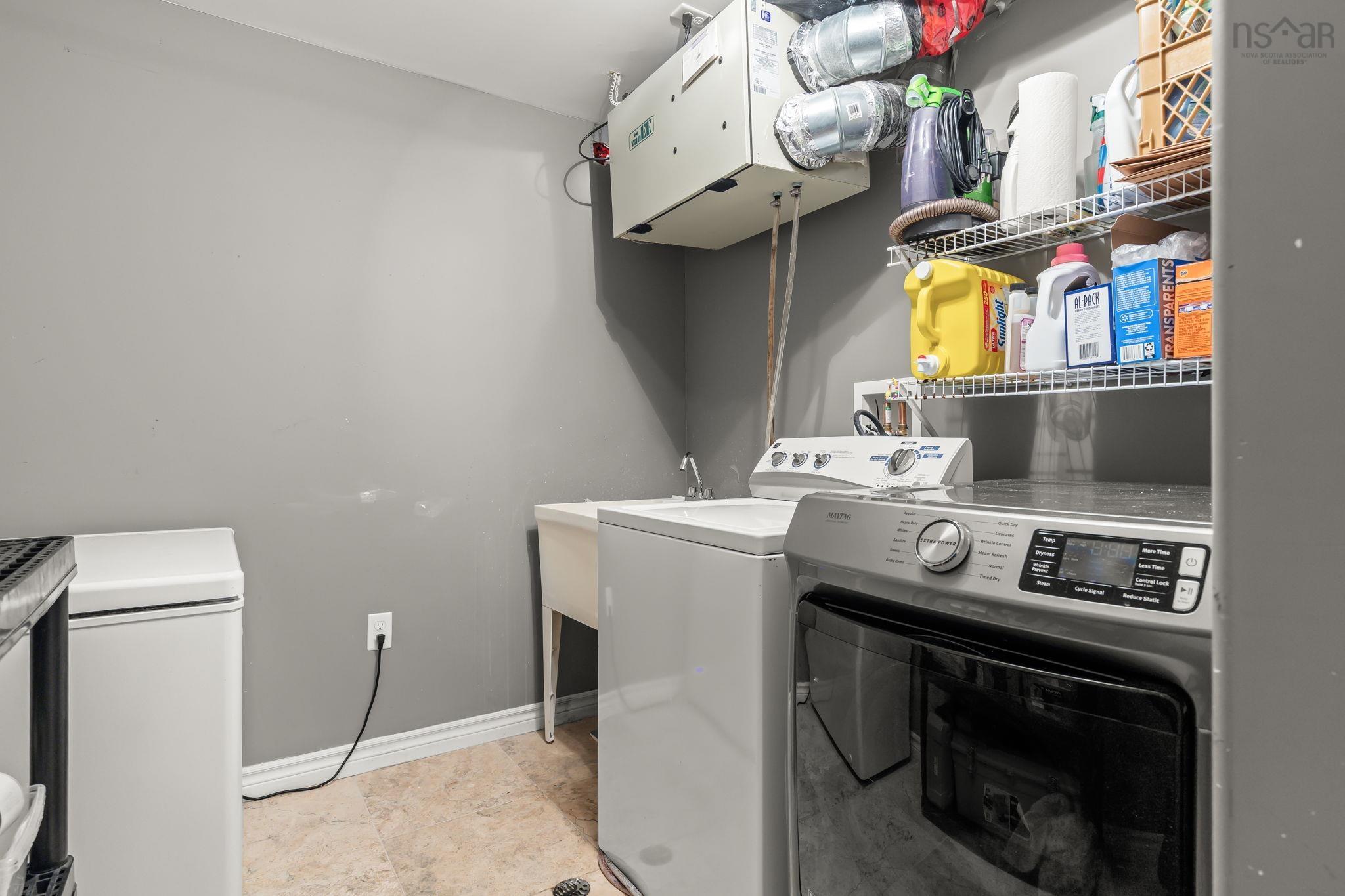 30 Quindora Crescent, Dartmouth, NS (MLS 202522312)