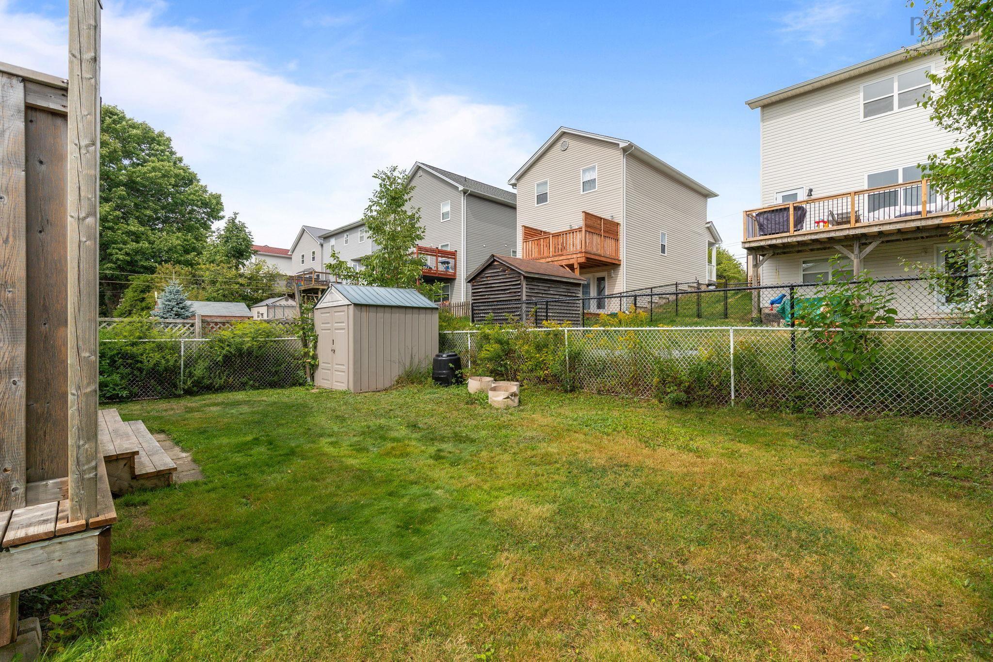 30 Quindora Crescent, Dartmouth, NS (MLS 202522312)