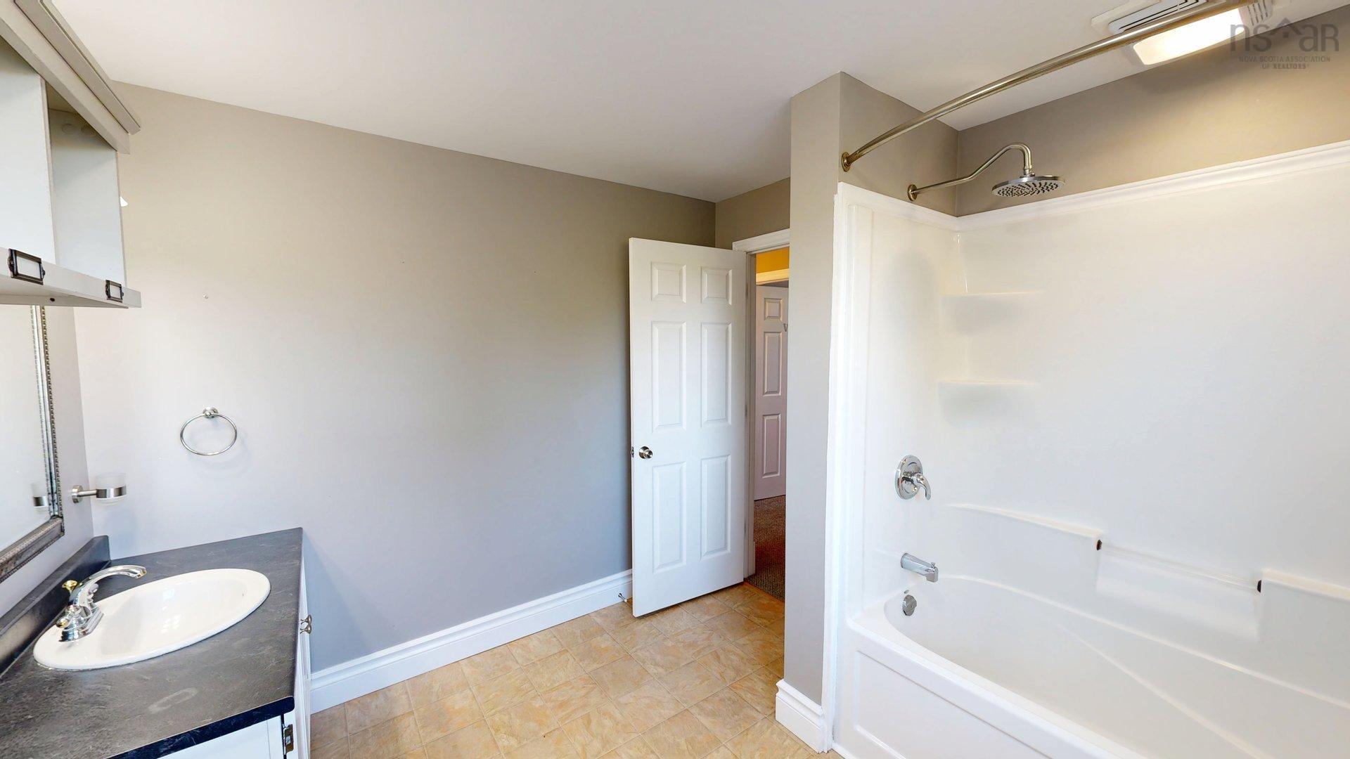 18 Martin Lake Drive, Lake Echo, NS (MLS 202522313)