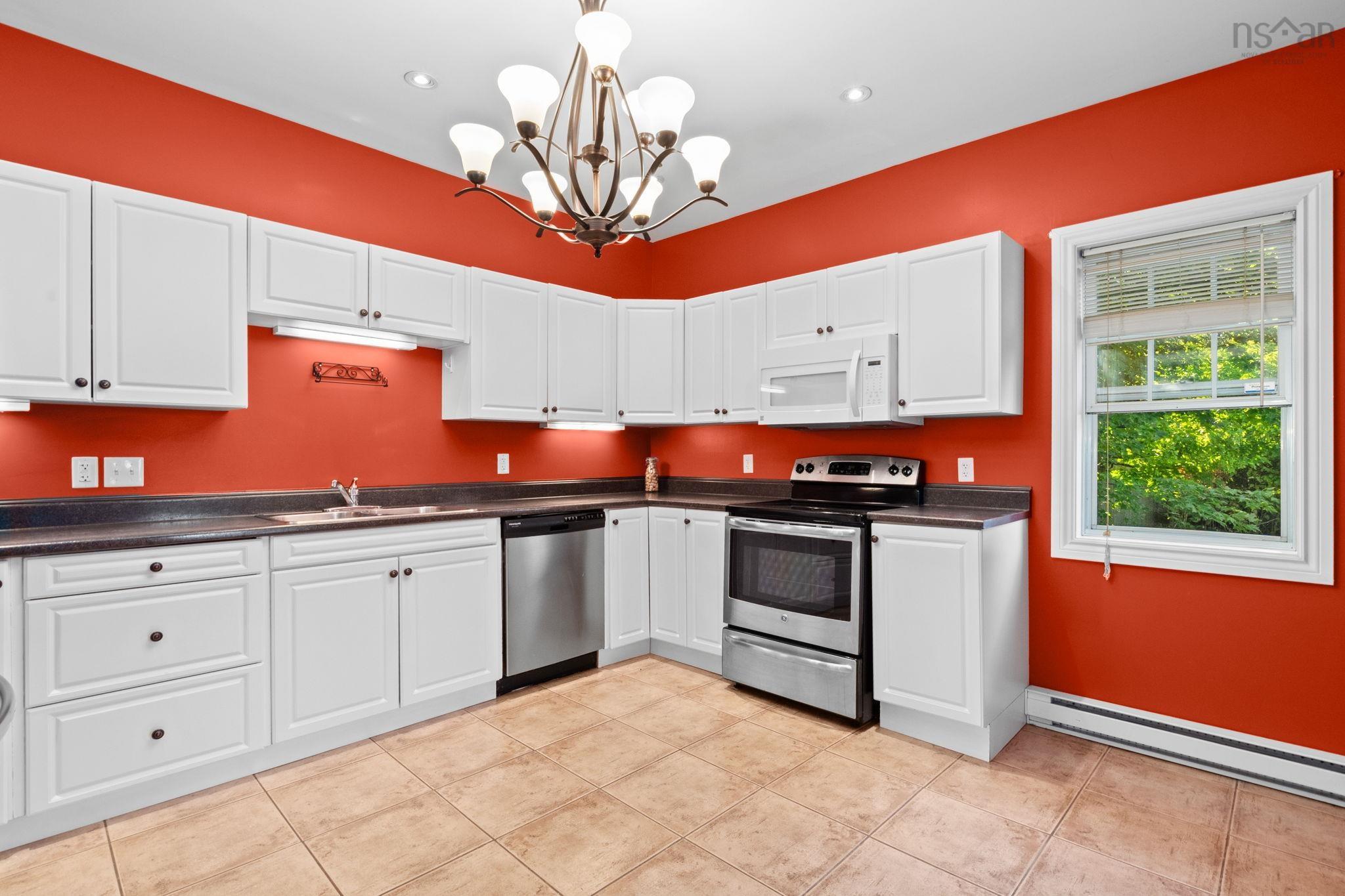 48 Irving Street, Woodside, NS (MLS 202522320)