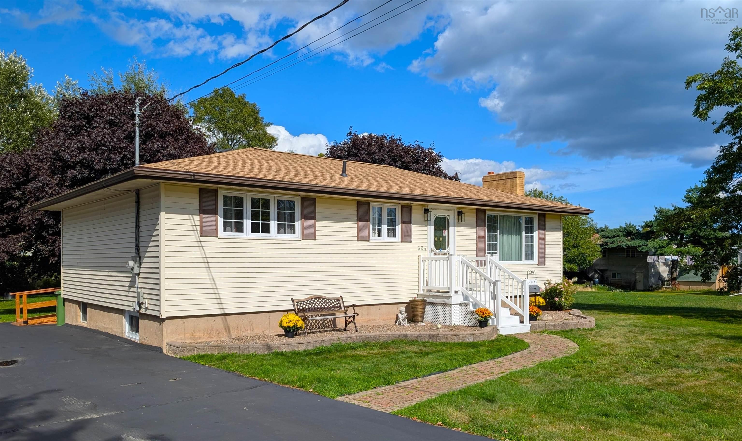 304 Astral Drive, Cole Harbour, NS (MLS 202522366)