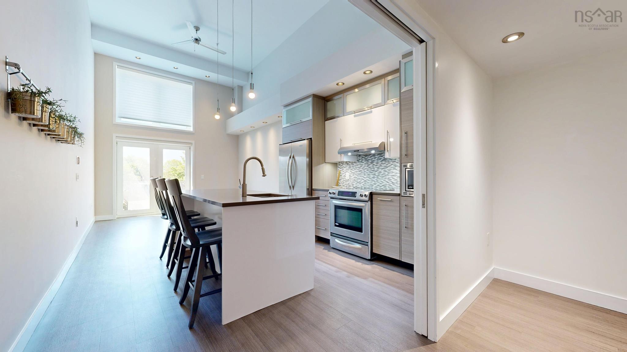 323 5662 Roberts Street, Halifax, NS (MLS 202522369)