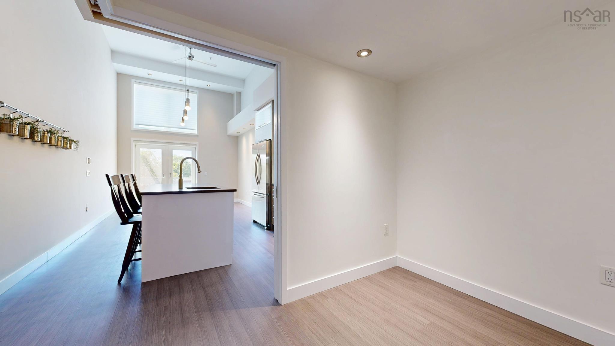 323 5662 Roberts Street, Halifax, NS (MLS 202522369)