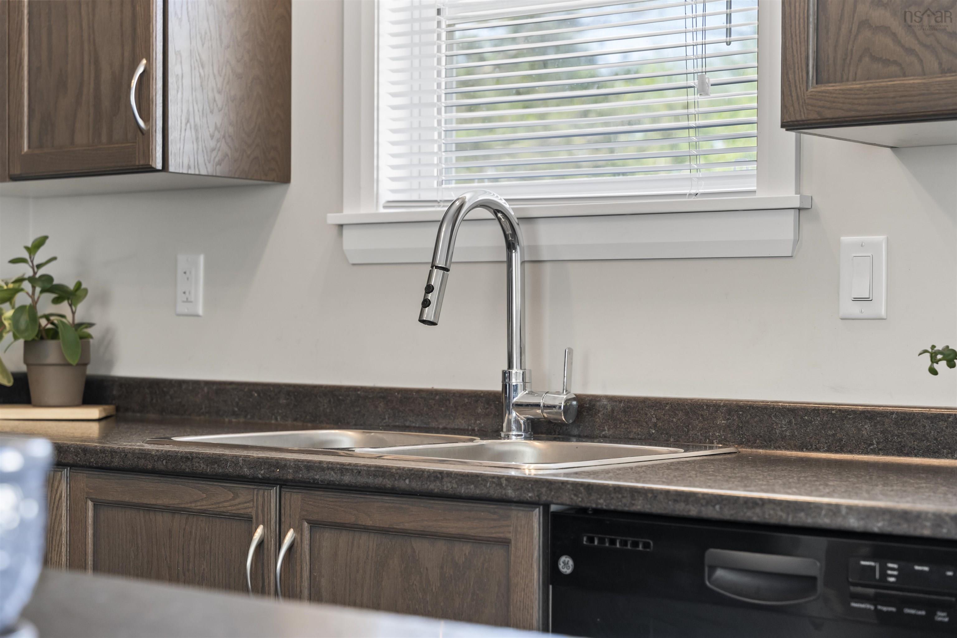 18 Parkview Drive, Middle Sackville, NS (MLS 202522398)