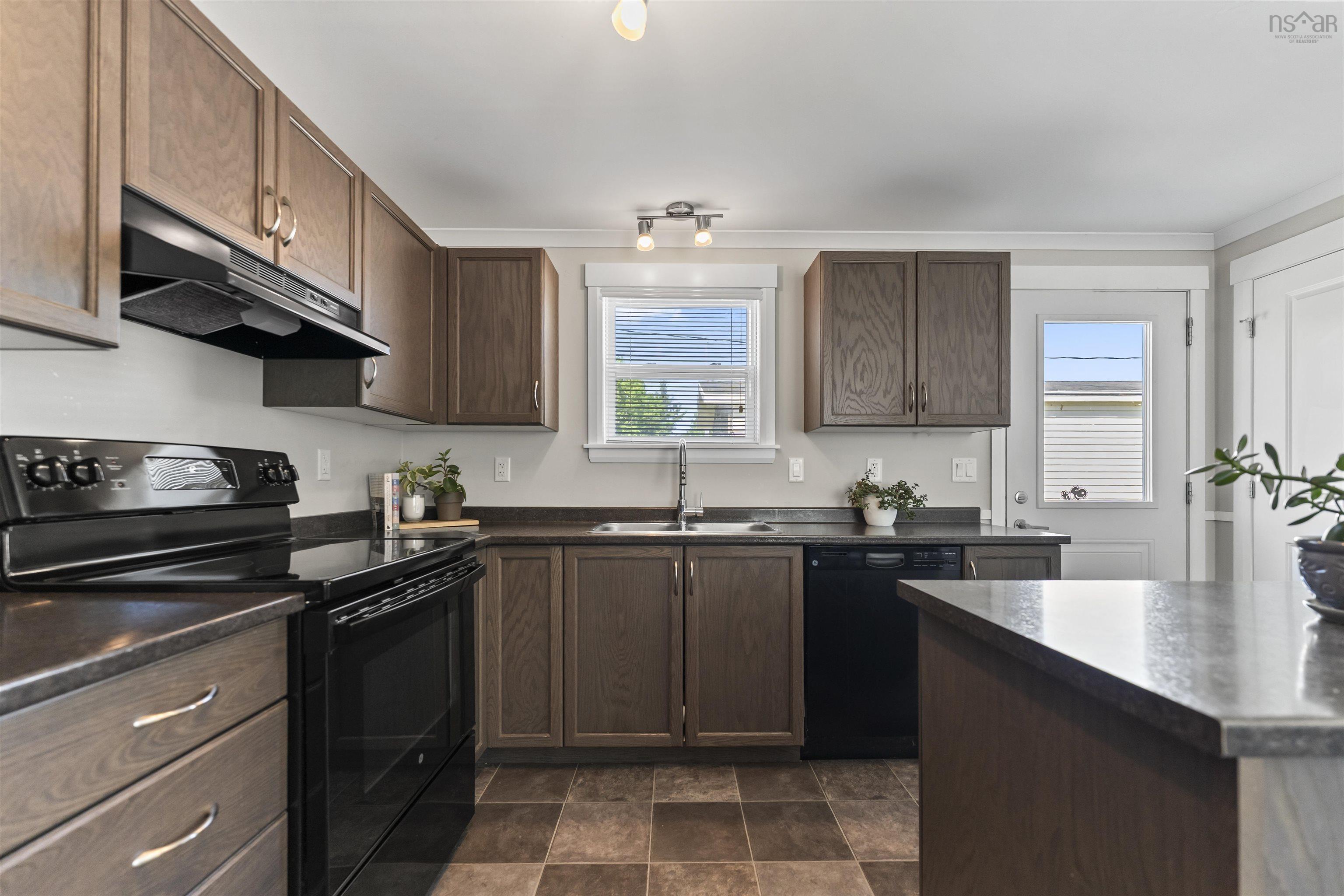 18 Parkview Drive, Middle Sackville, NS (MLS 202522398)