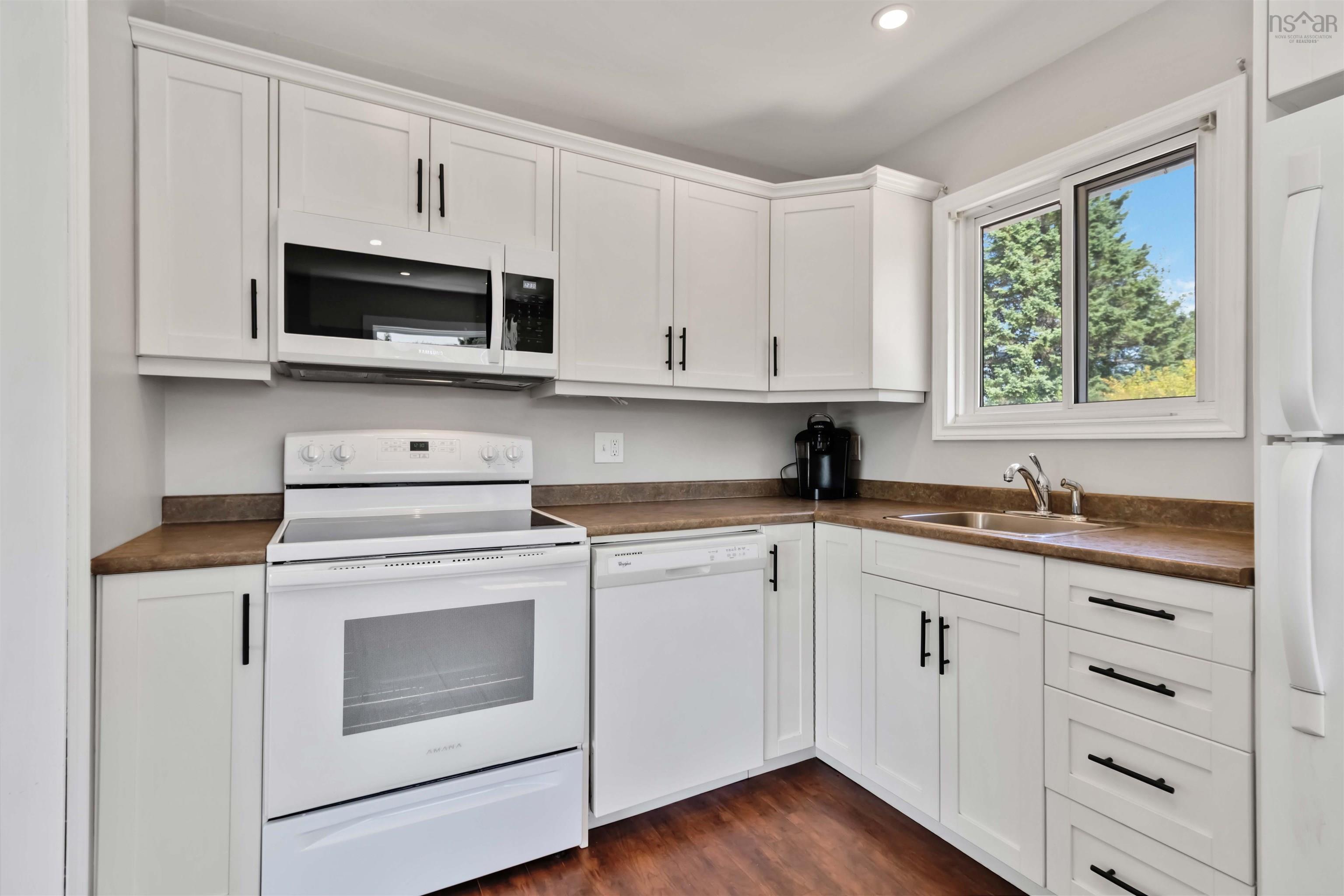 356 Astral Drive, Cole Harbour, NS (MLS 202522431)