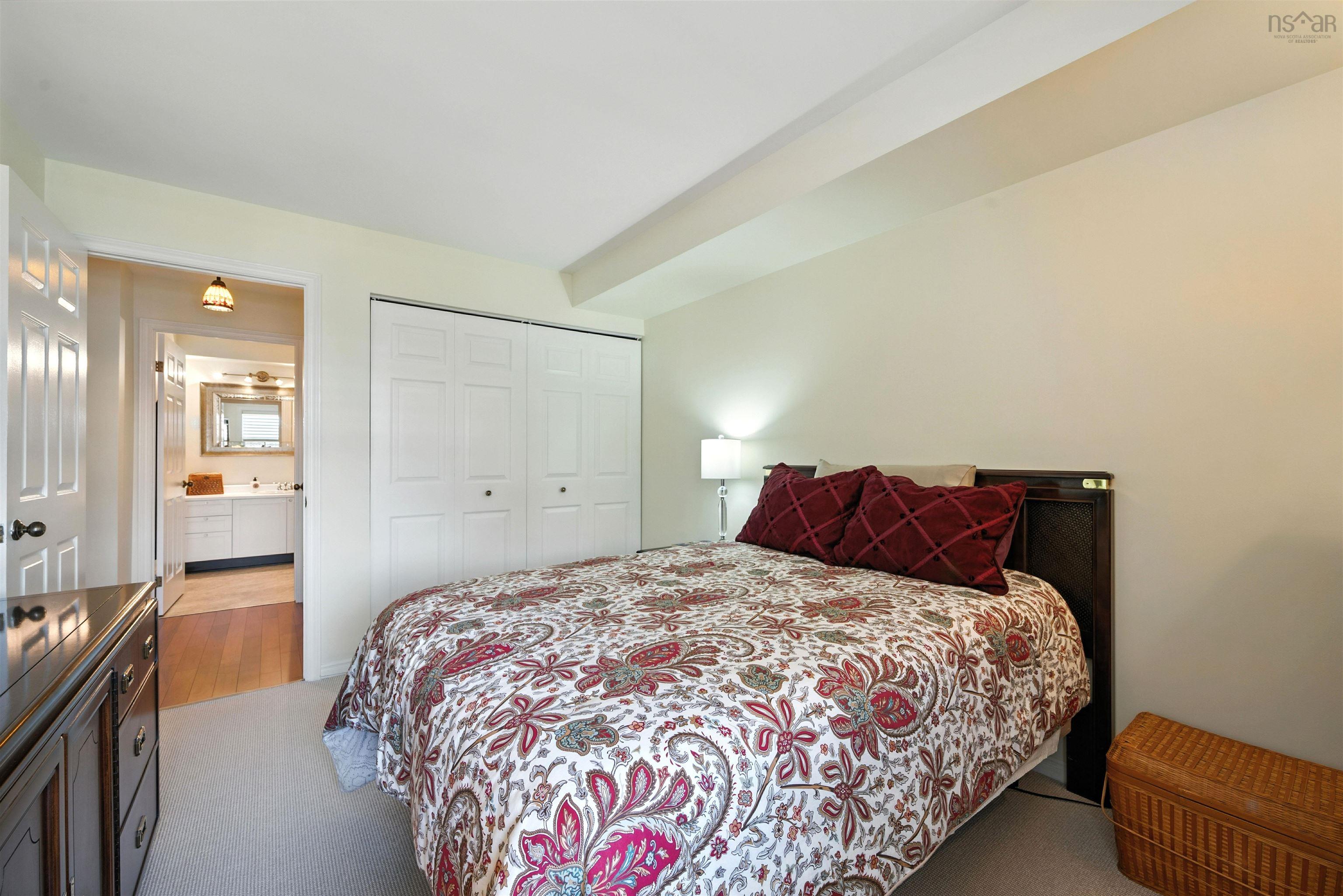 208 83 Kearney Lake Road, Halifax, NS (MLS 202522484)