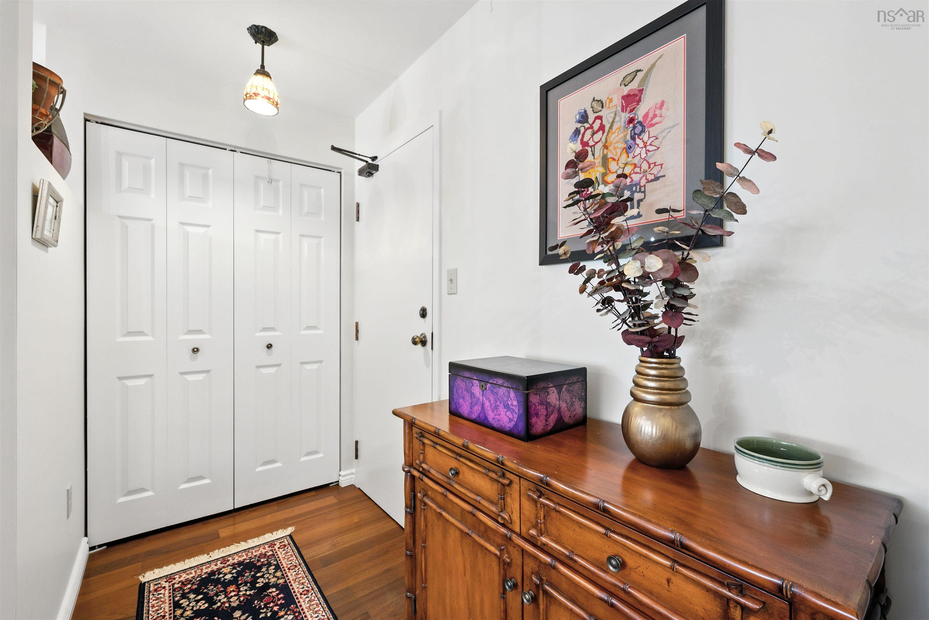 208 83 Kearney Lake Road, Halifax, NS (MLS 202522484)